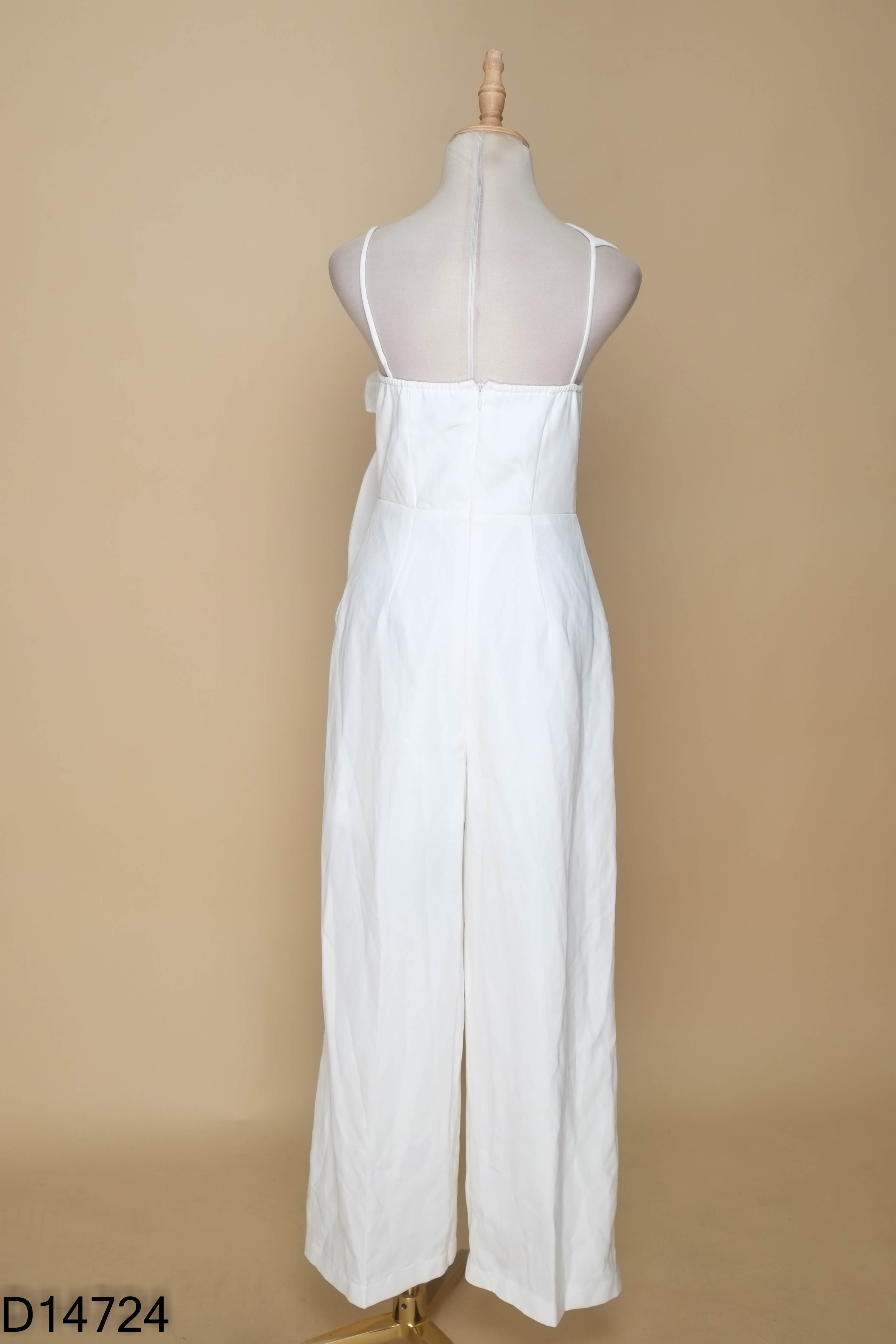 Jumpsuits hai dây trắng hoa