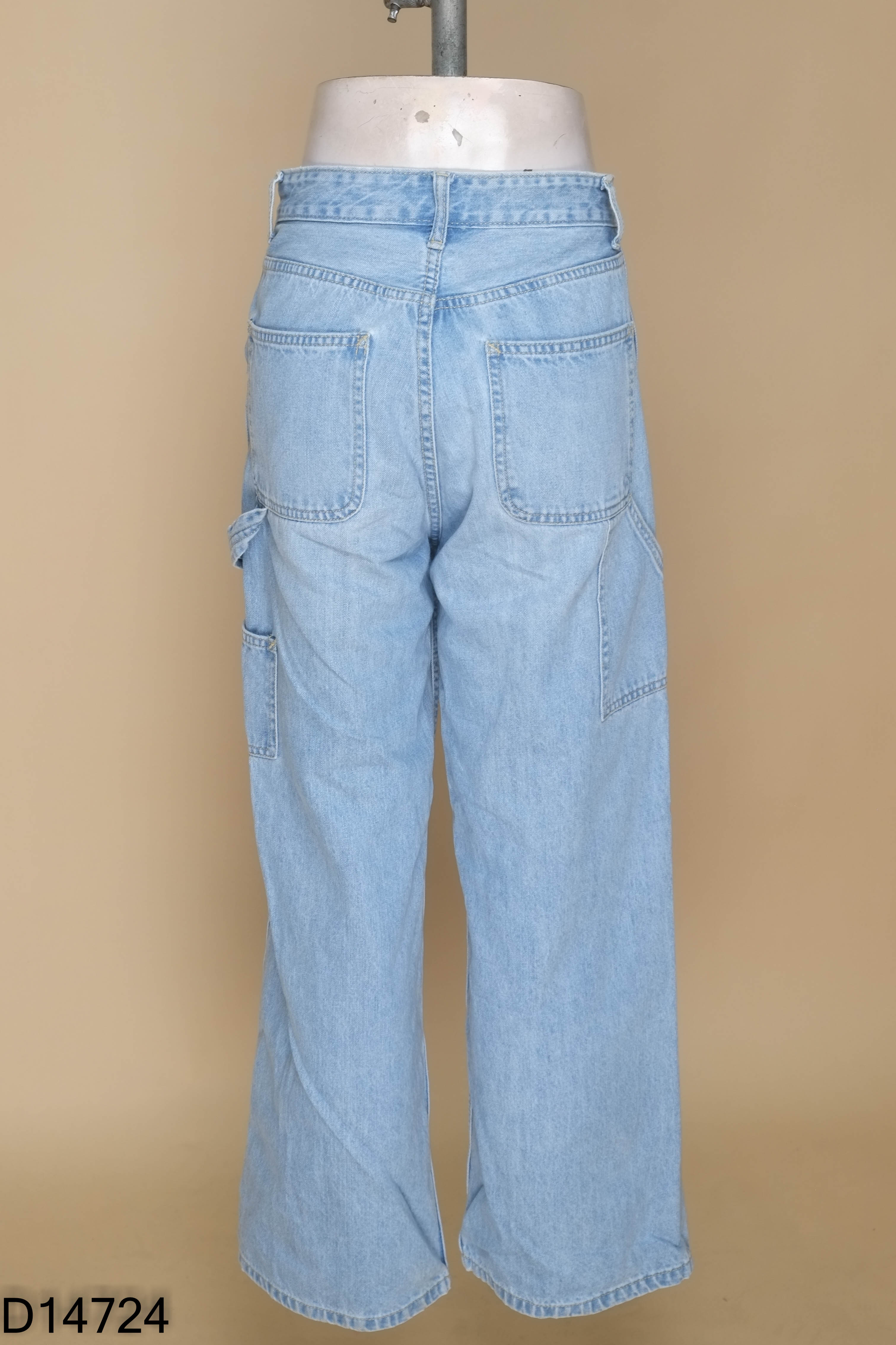 Quần jeans xanh IVY MODA phối túi