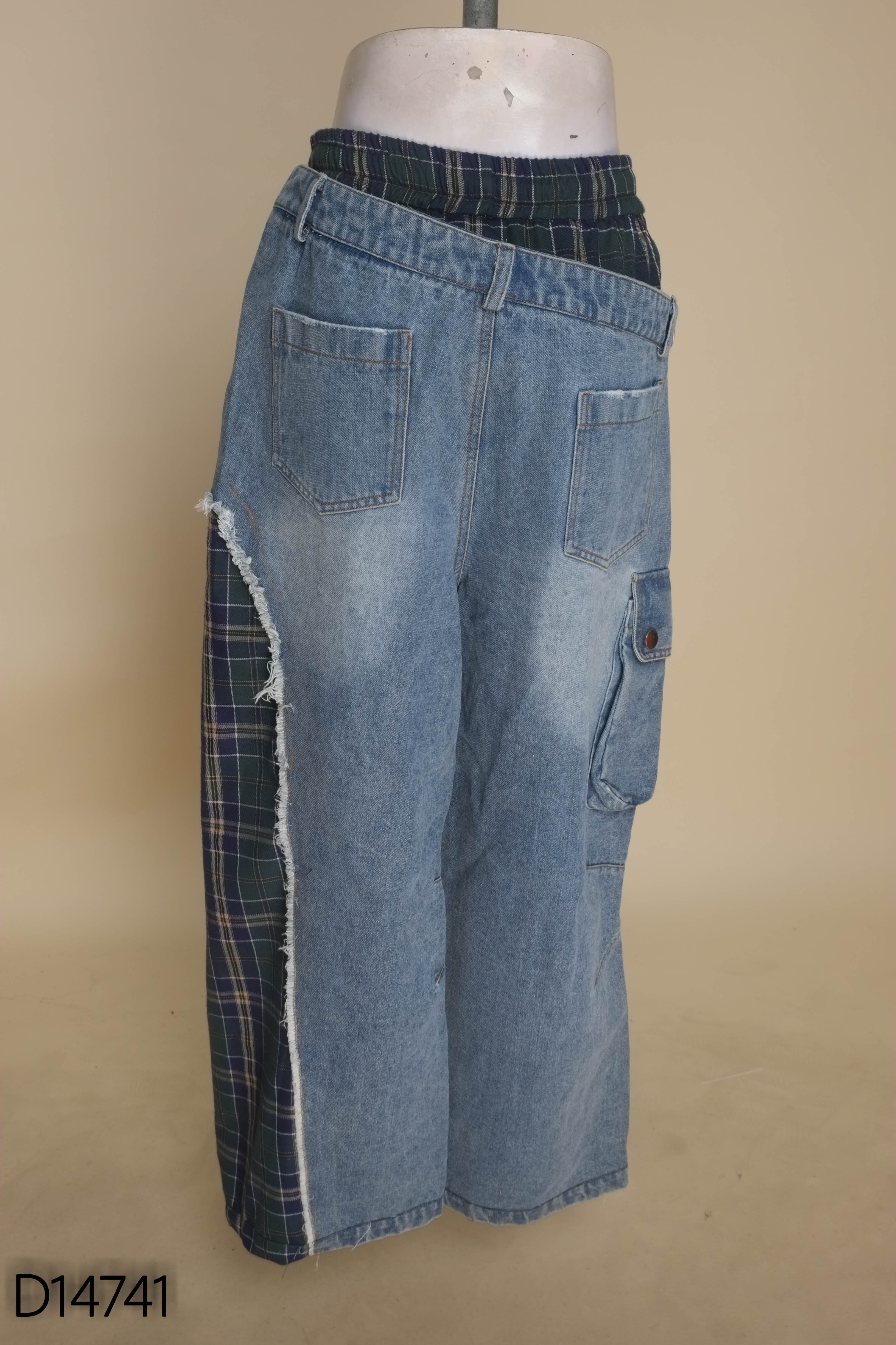 Quần jeans xanh mix cạp kẻ chun