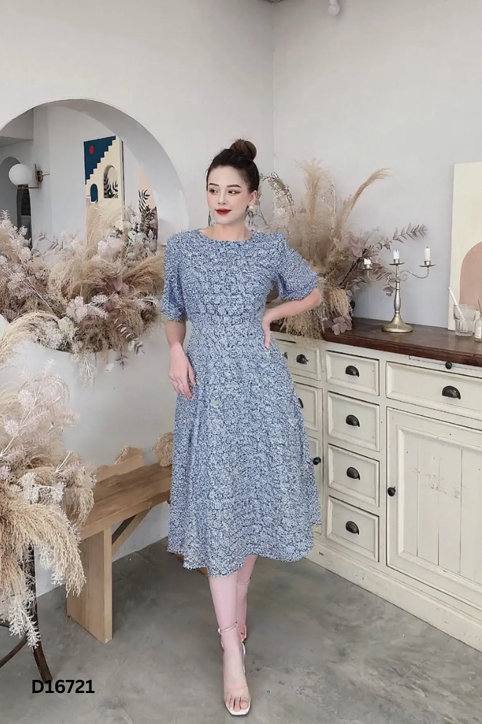 Váy GALERIA CHIC xanh hoa trắng
