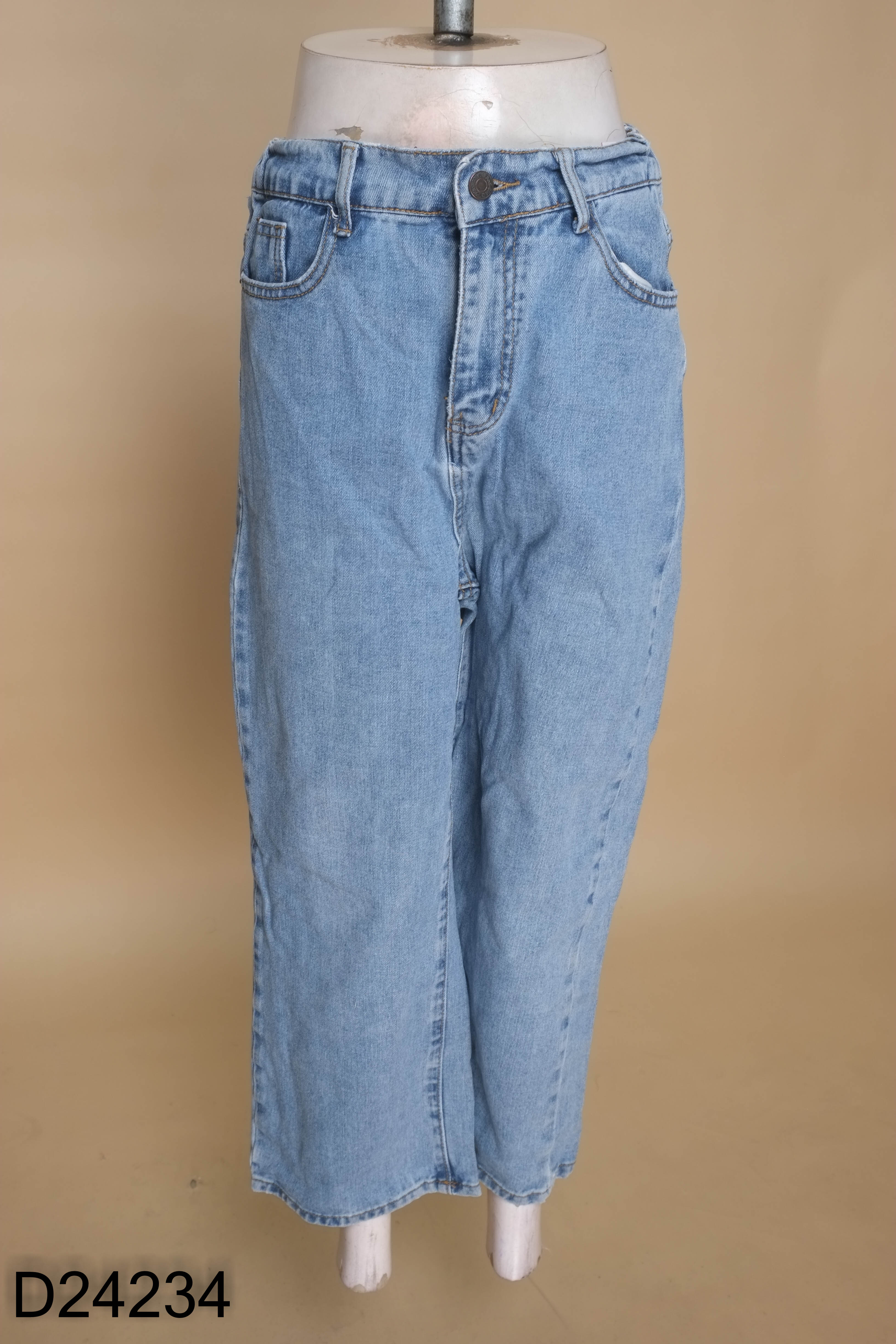 Quần jeans xanh ống rộng phối chun