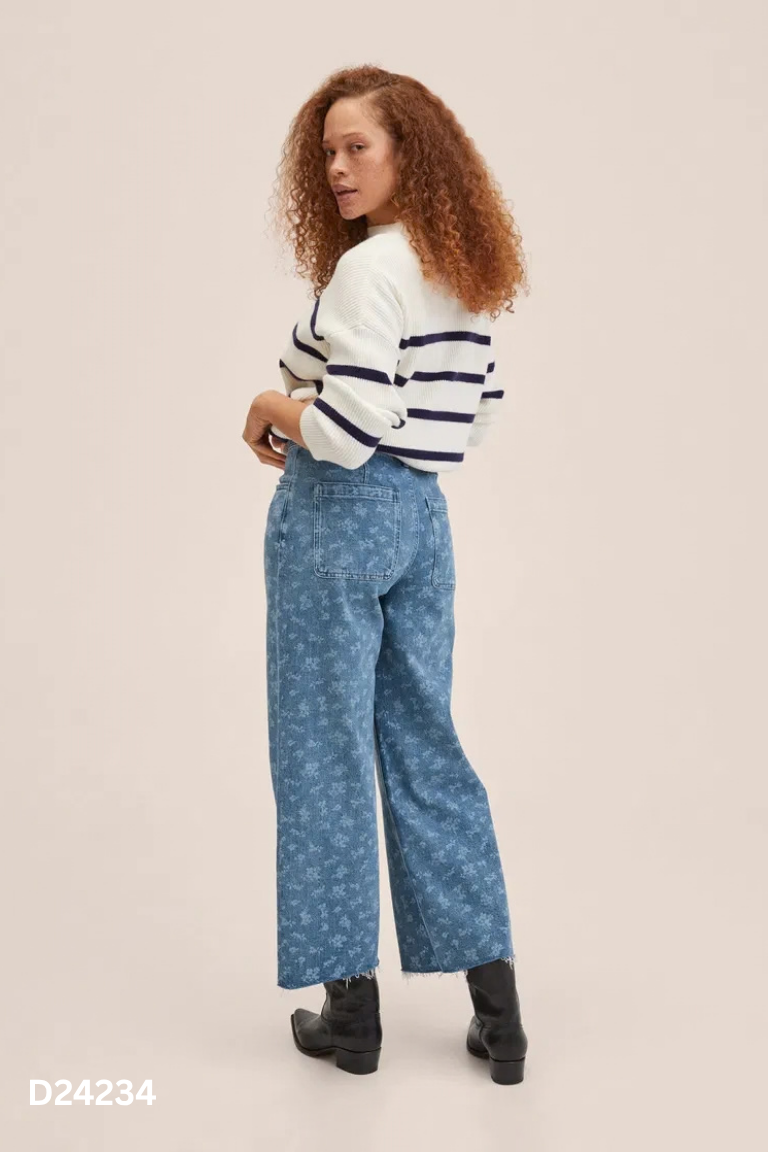 Quần jeans xanh MNG họa tiết rua