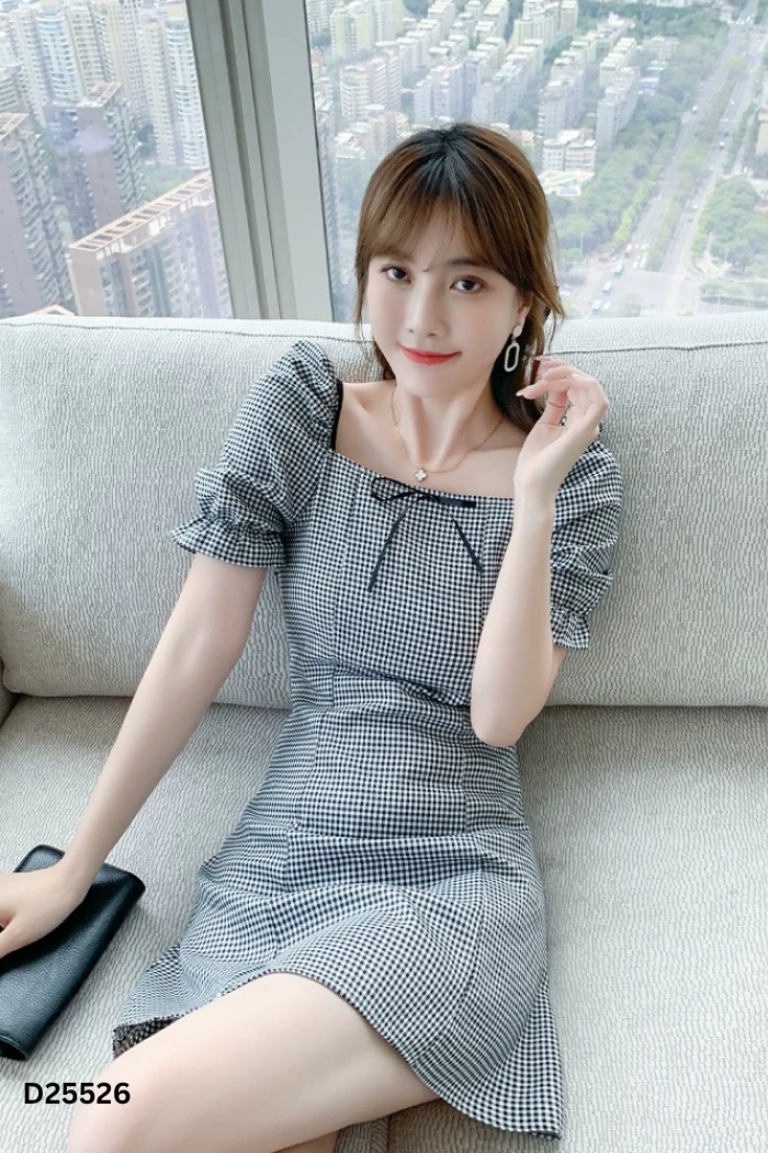 Váy caro đen trắng nơ