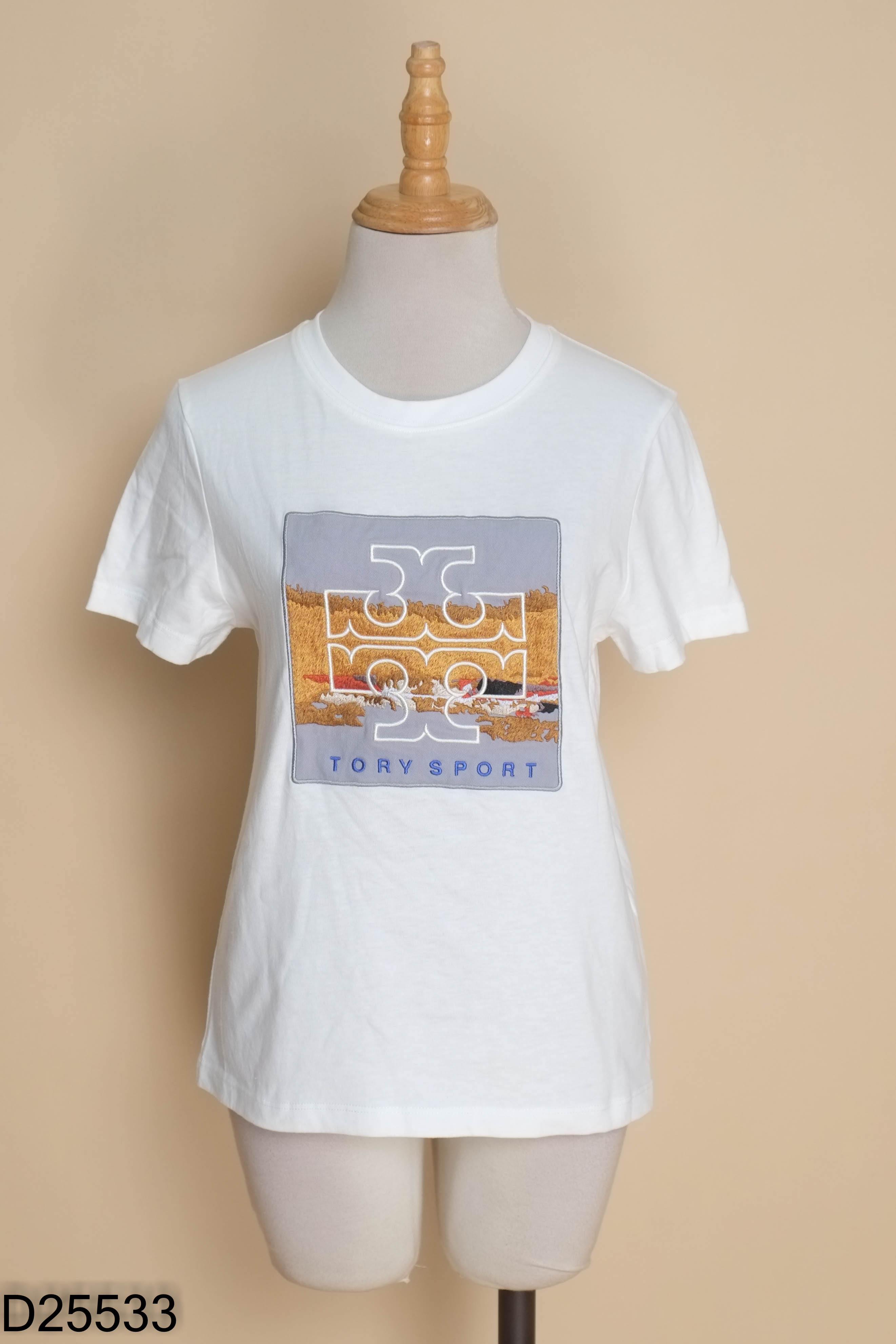 Áo thun trắng TORY SPORT thêu hình