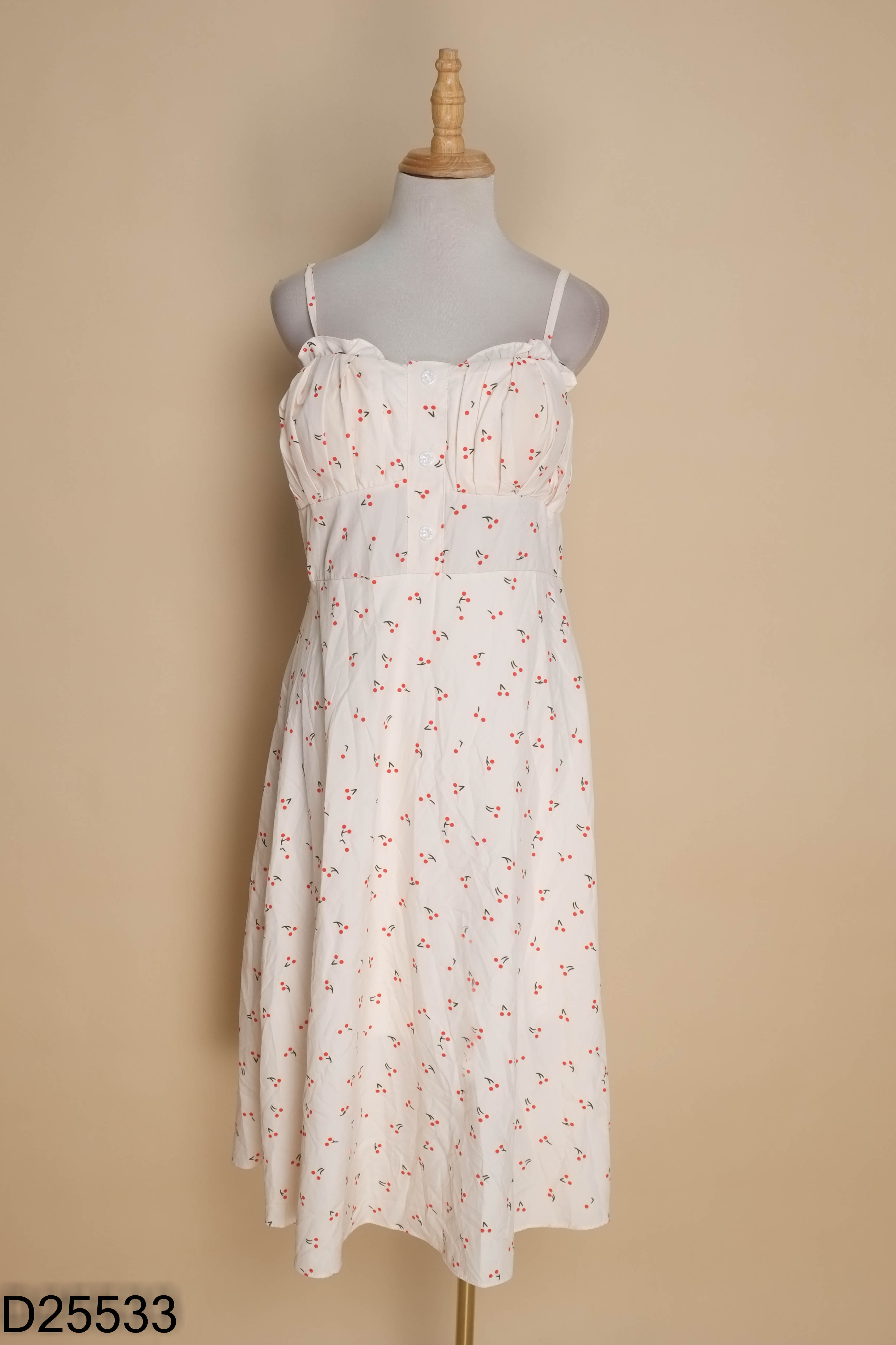 Váy trắng hai dây cherry