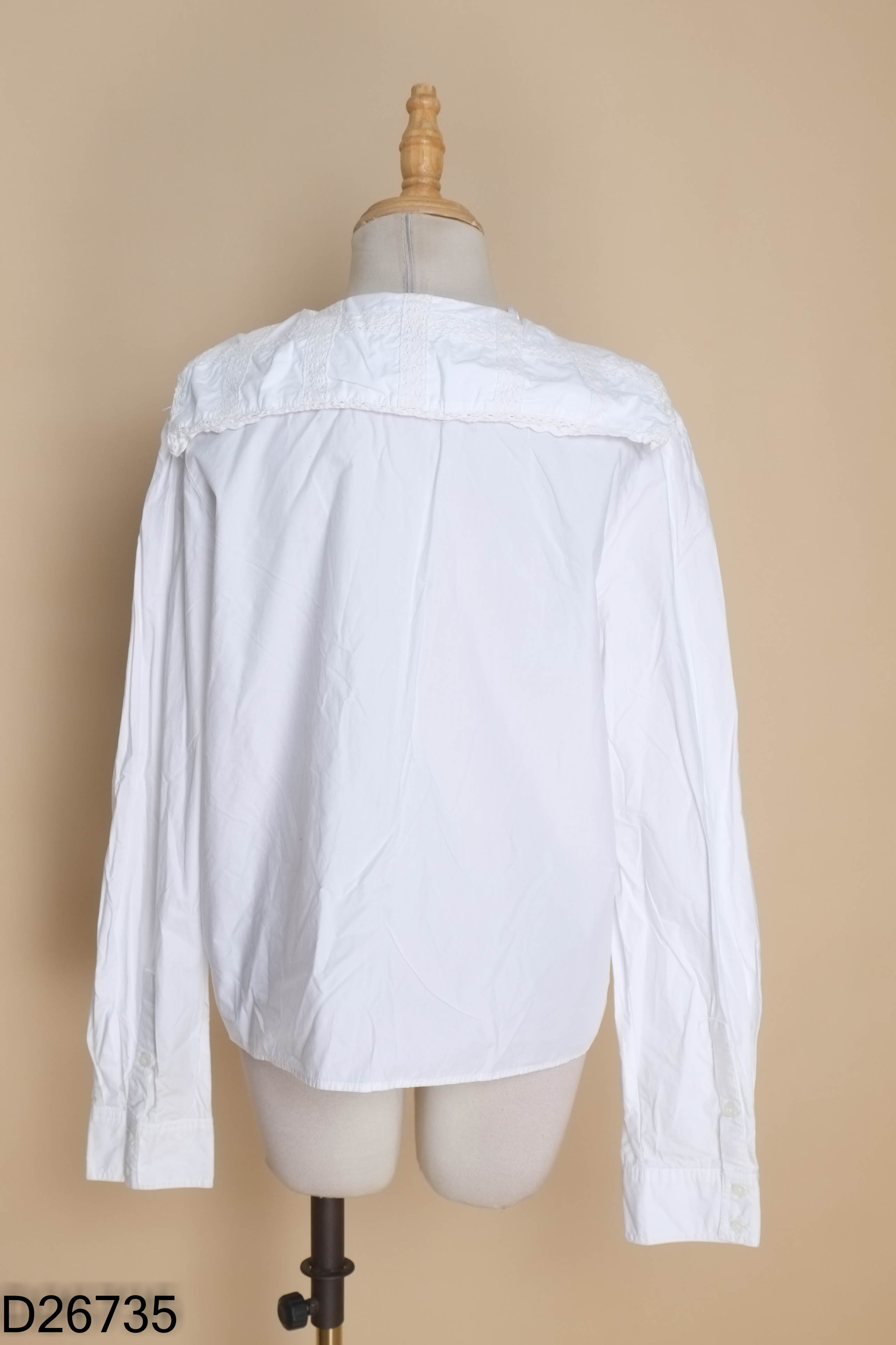 Áo sơ mi trắng ZARA cổ ren