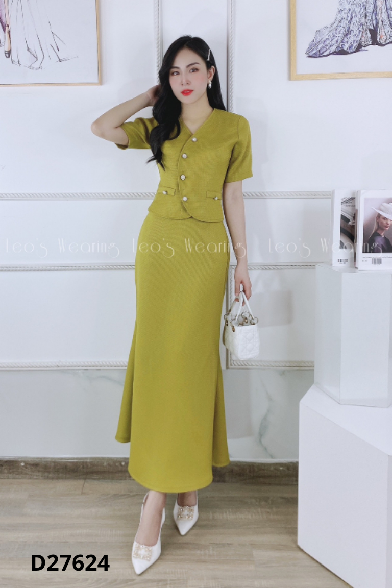 SET áo LEO'S WEARING vàng cúc ngọc+ chân váy
