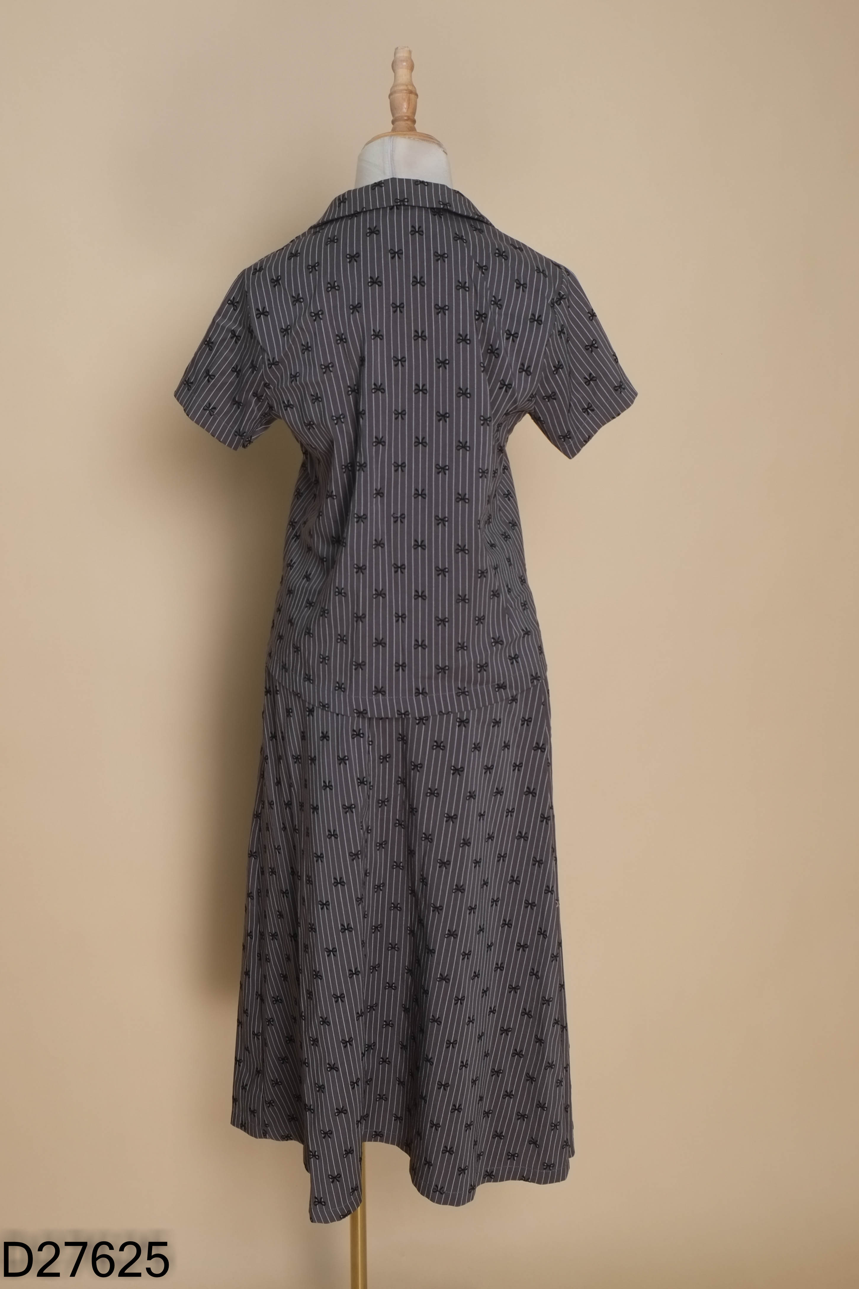 Set ghi ZARA nơ+váy
