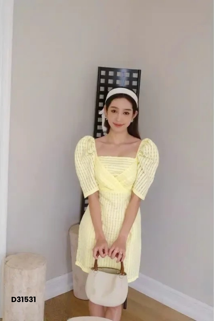 Váy vàng chun lưng