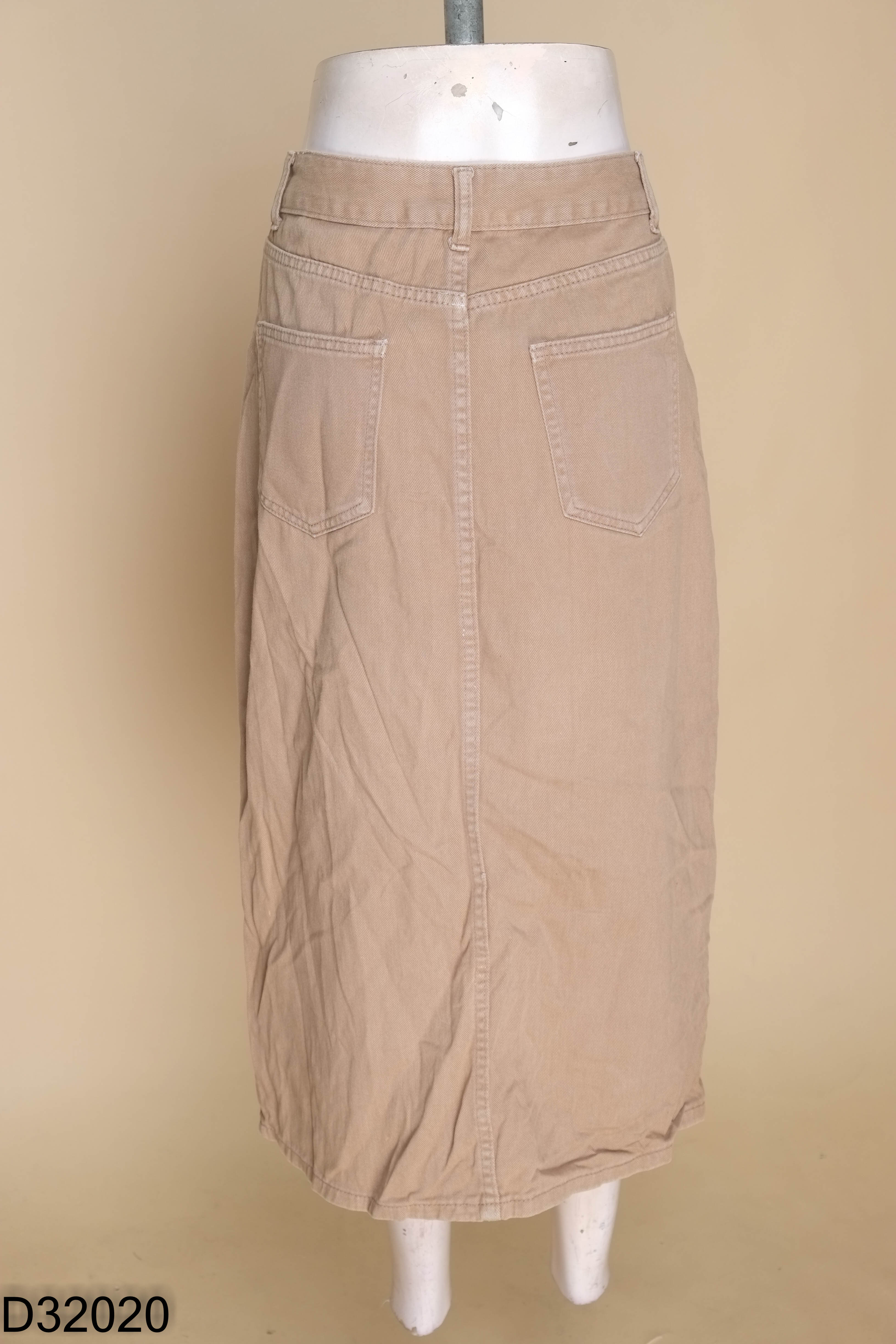 D3202010856-Chân váy jeans be phối túi