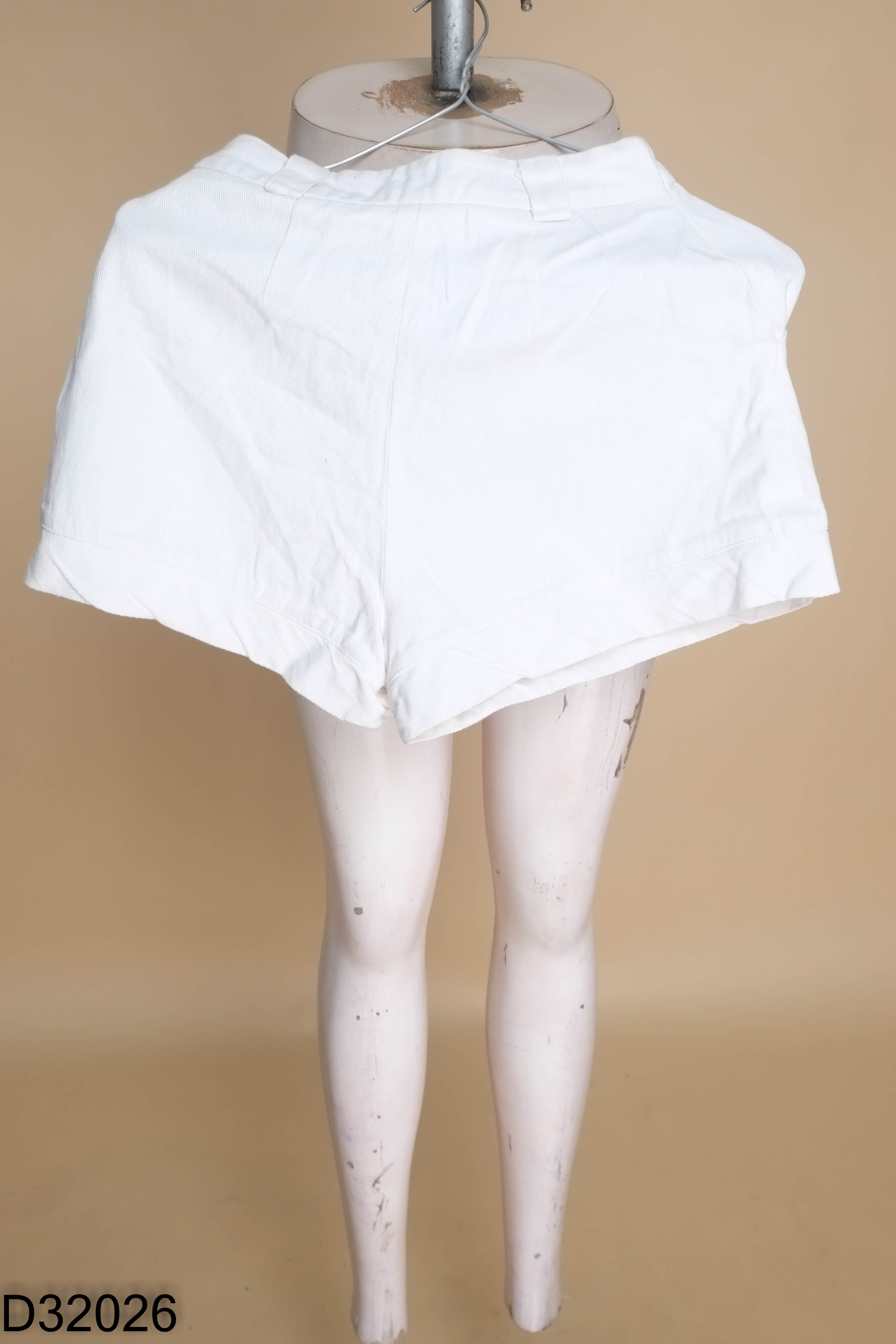 Quần shorts TWENTY FIVE jeans trắng