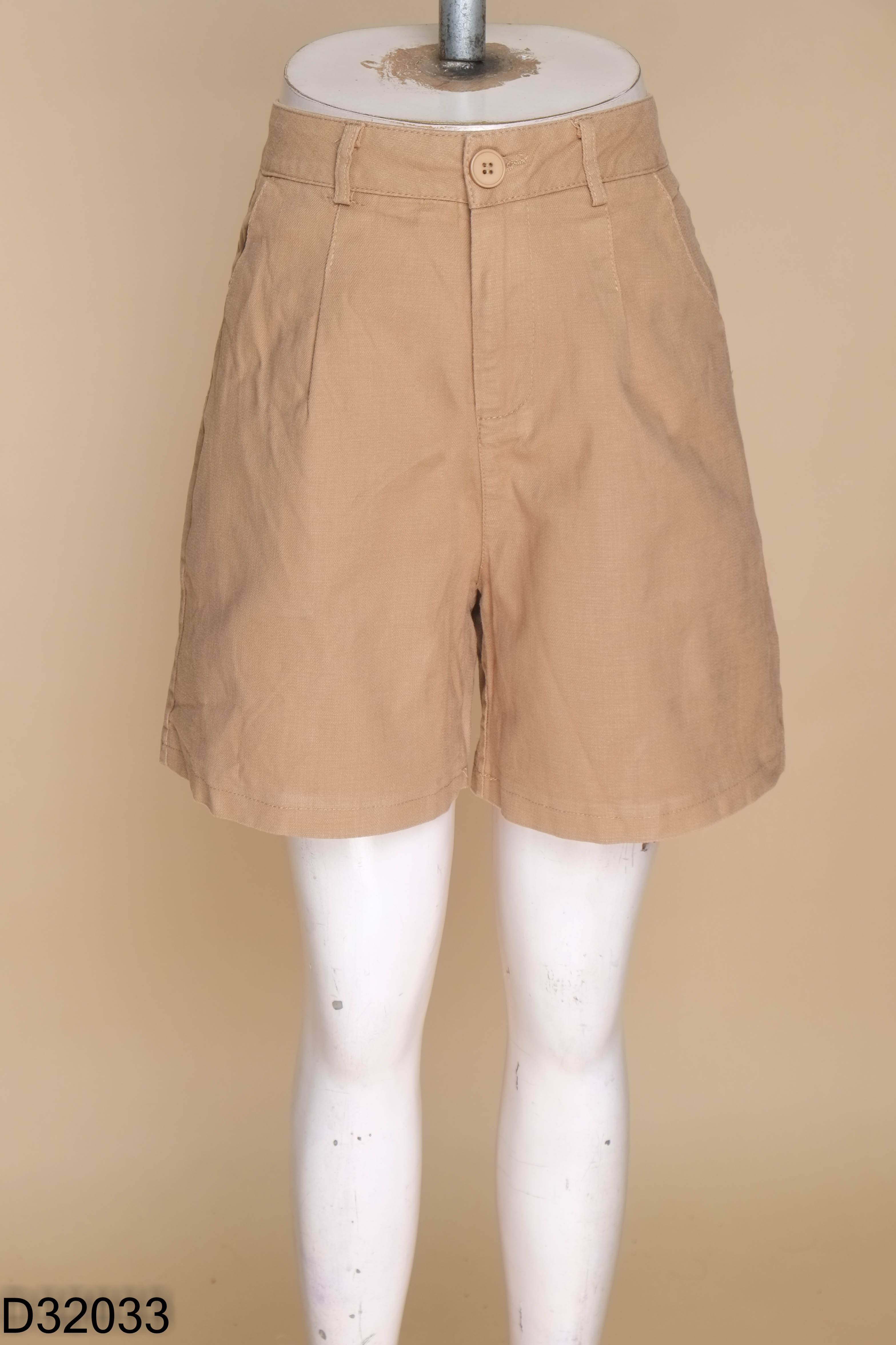 Quần short nâu trơn