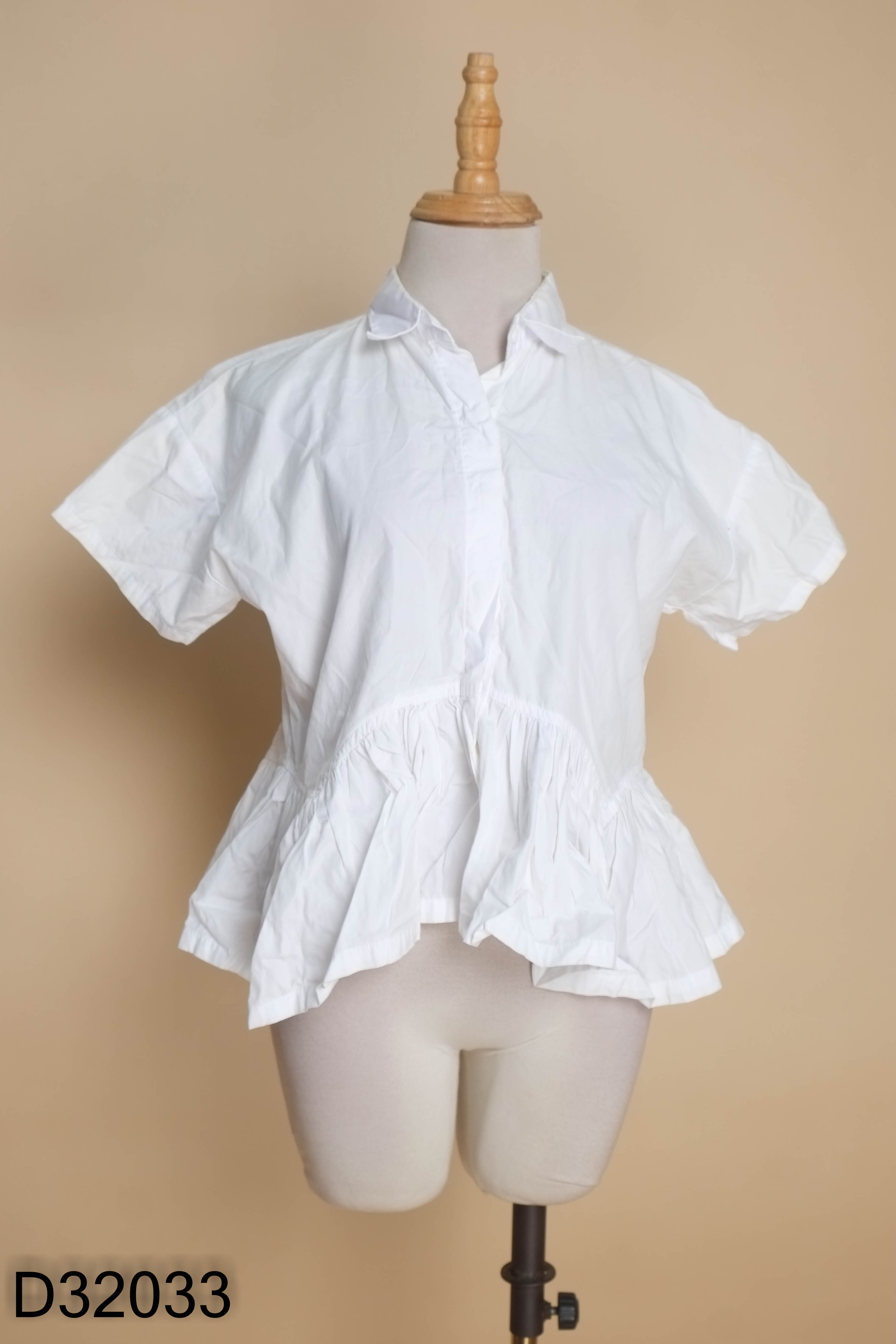Áo trắng SODAPOP nhún bèo
