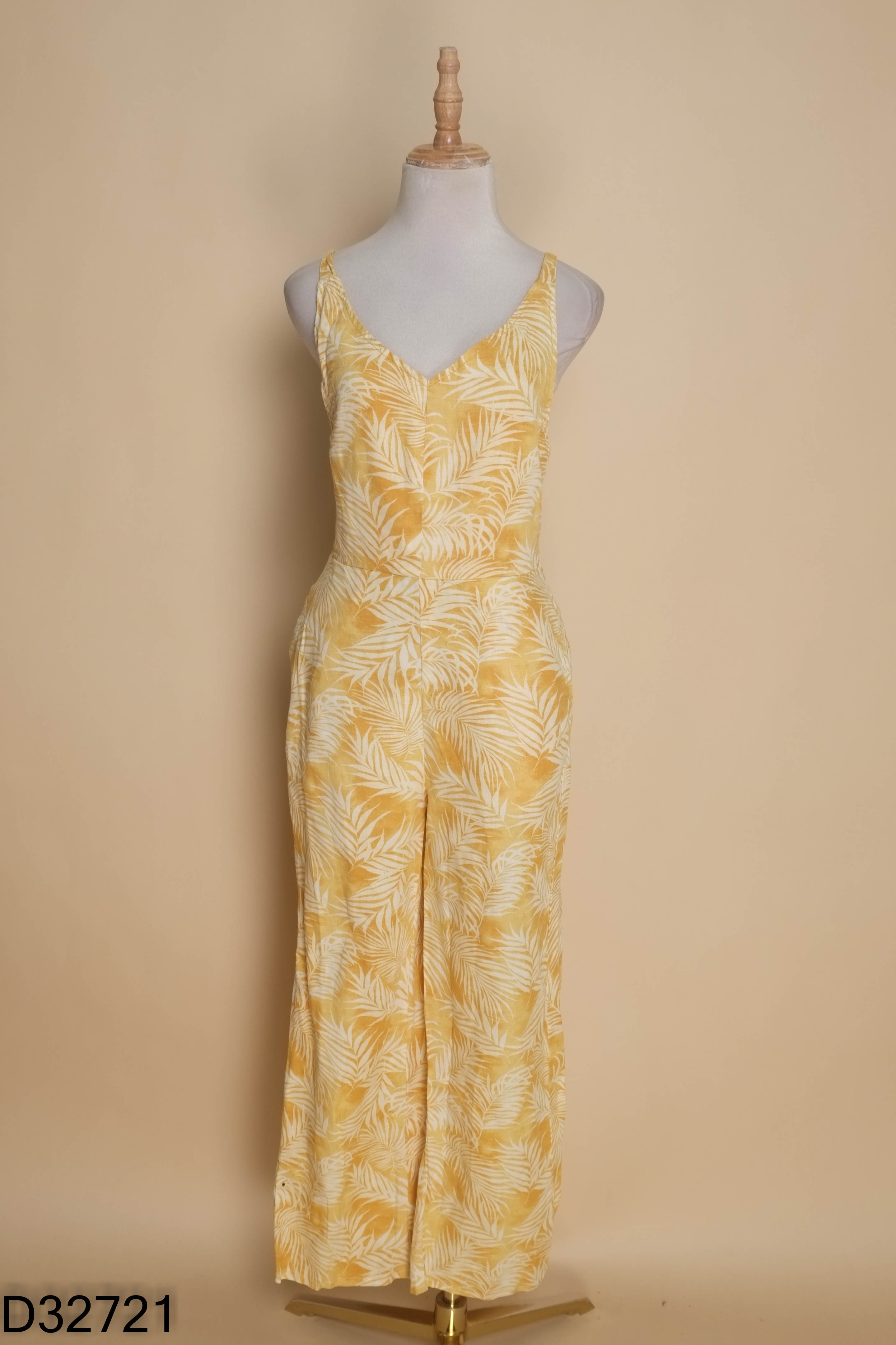 Jumpsuit thô vàng họa tiết