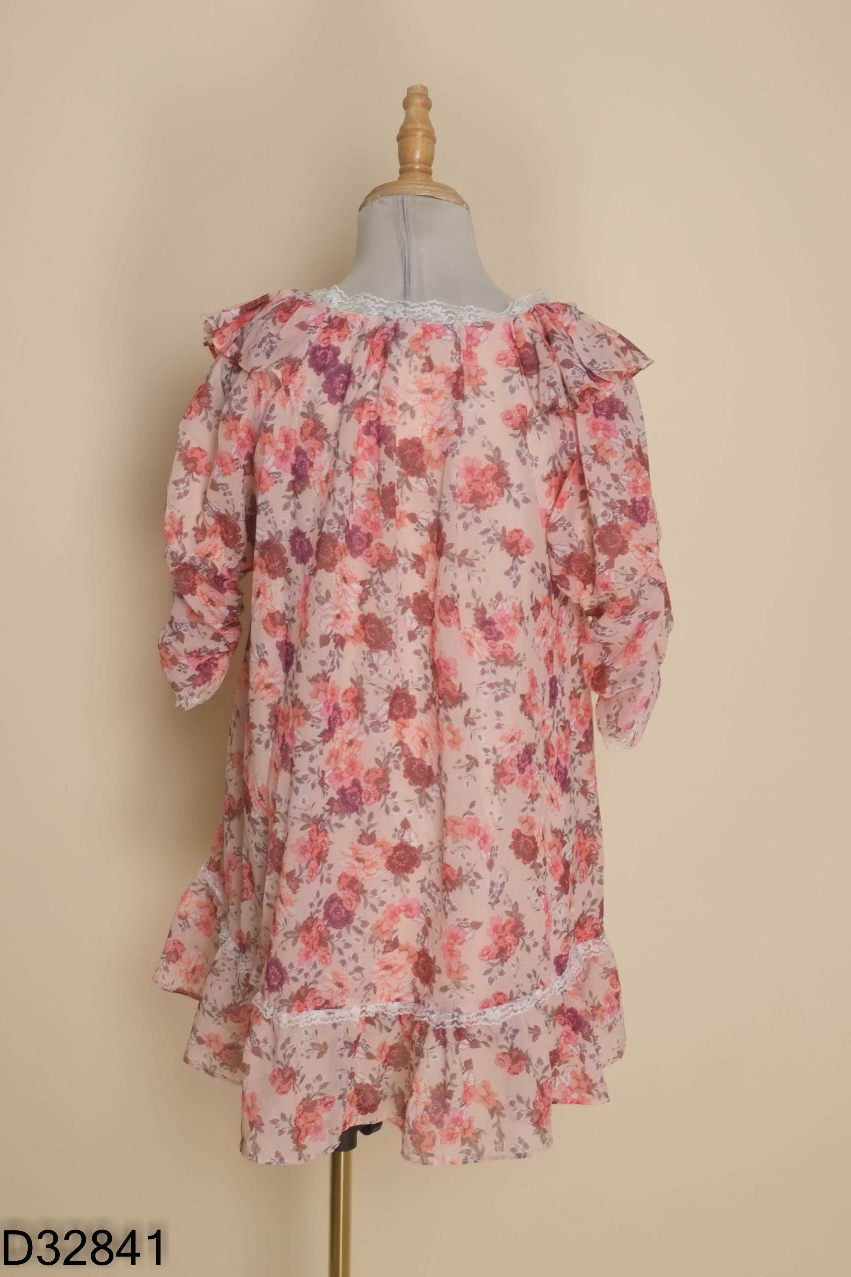 Váy babydoll be họa tiết hoa hồng