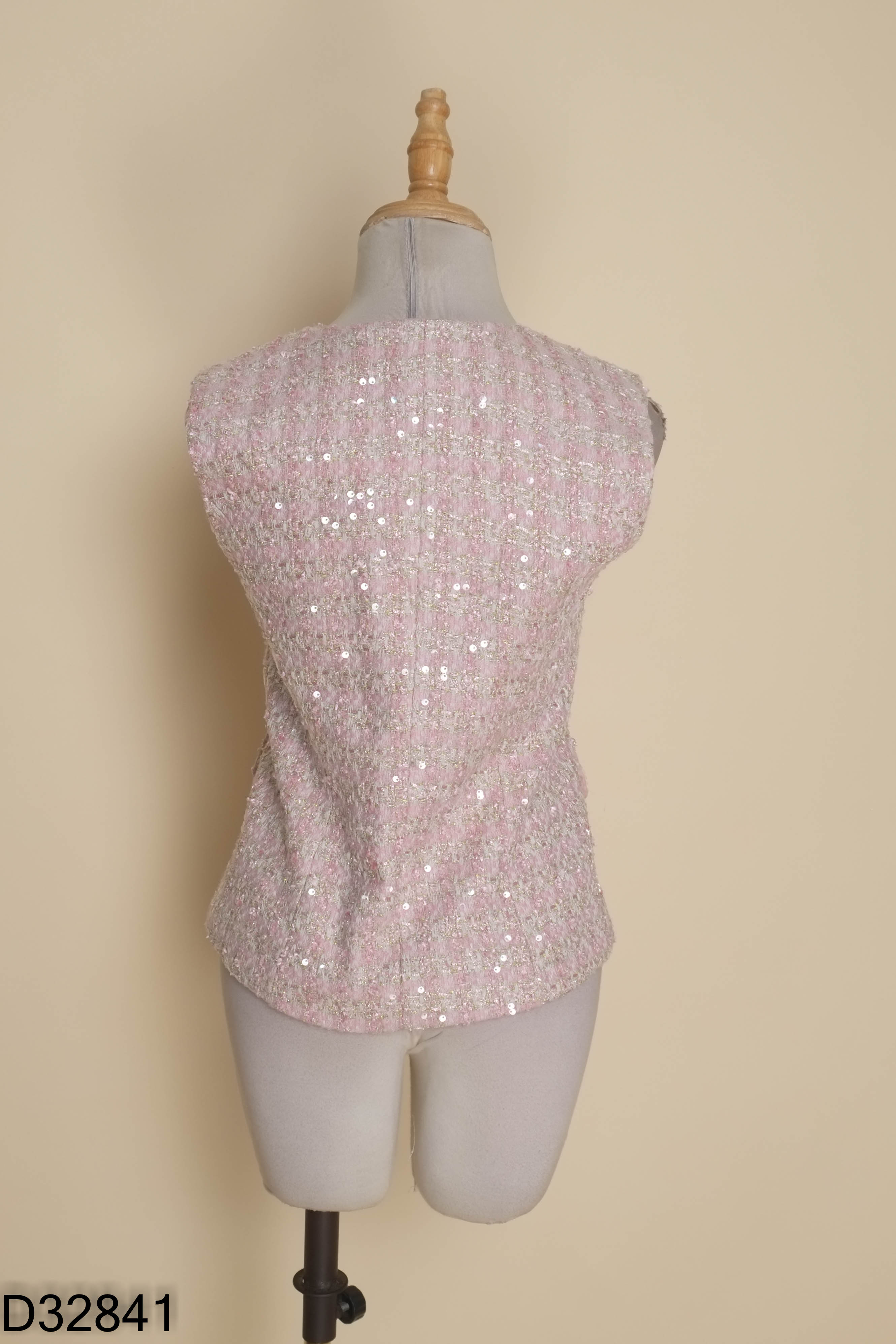 Áo gile tweed hồng đính sequin