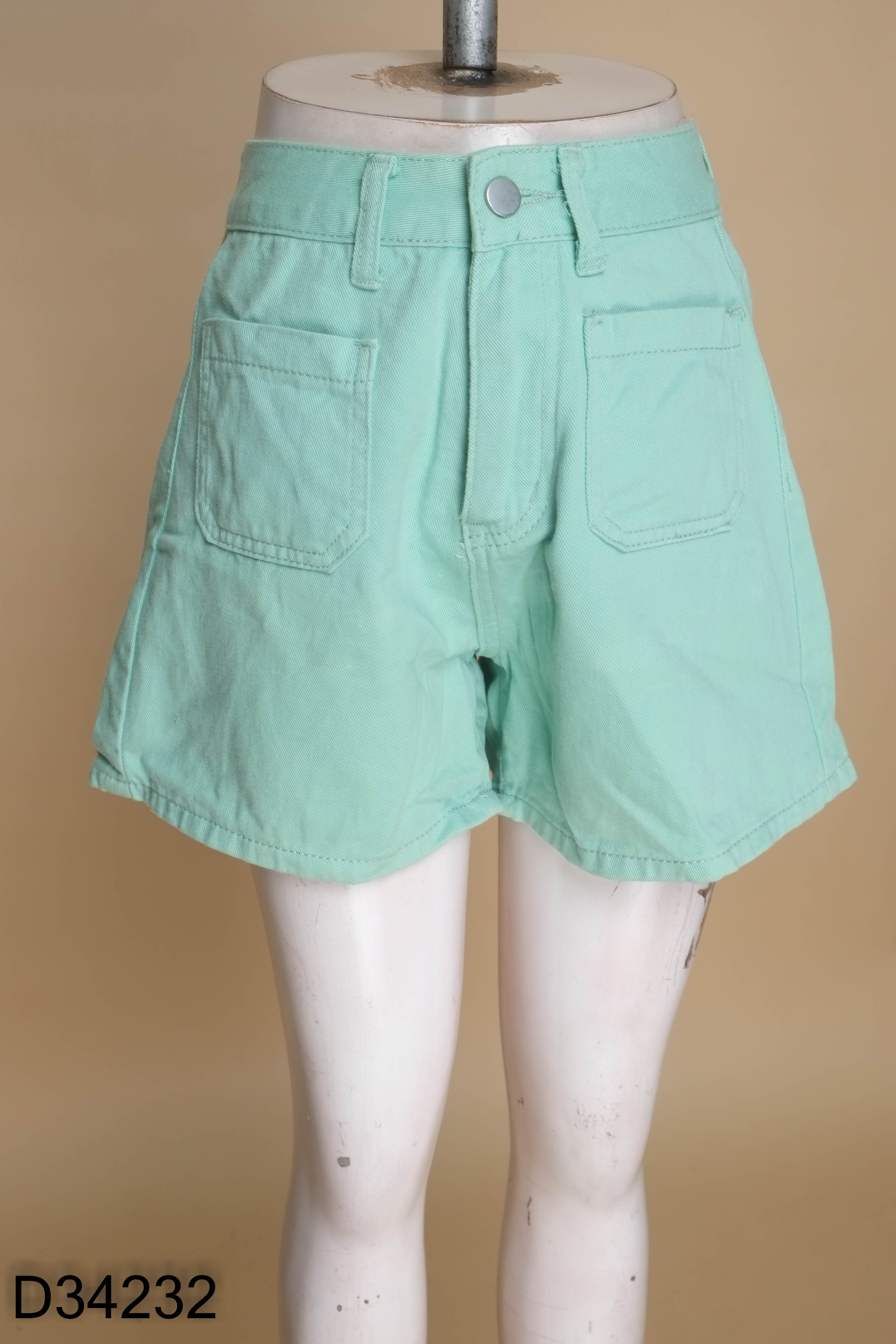 Quần shorts xanh lá TAMMY