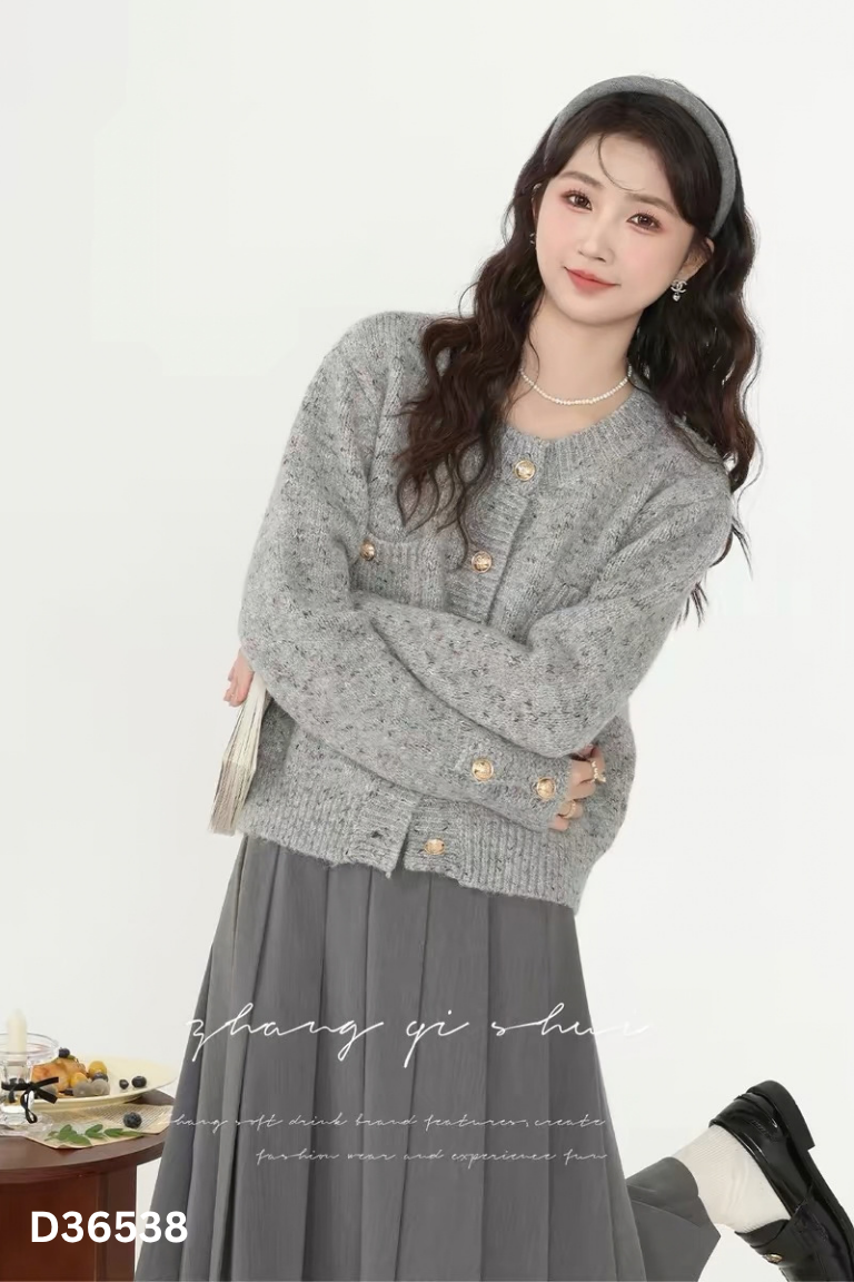 Áo cardigan ghi CACHE khuy đồng họa tiết
