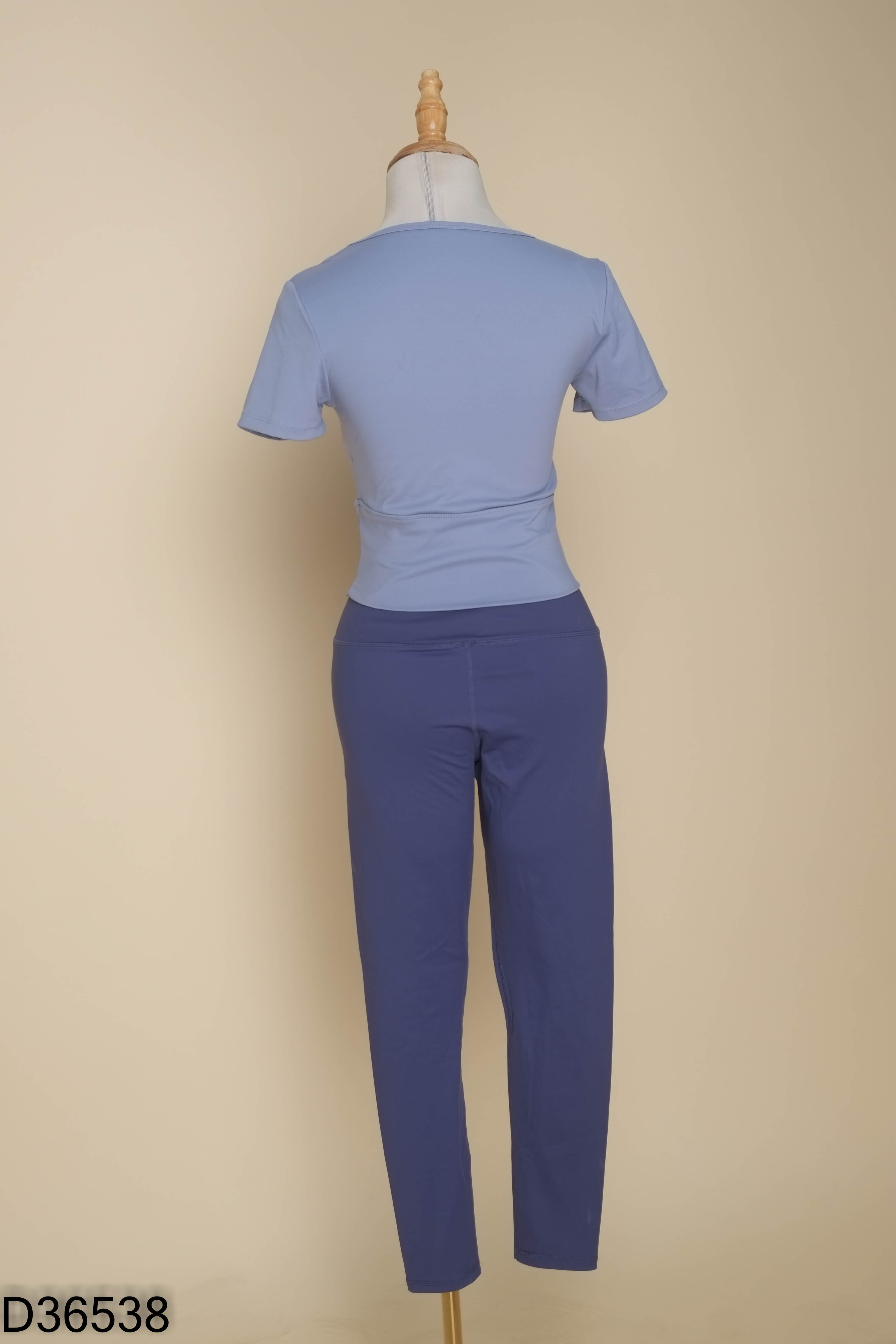 Set tập xanh+quần dài