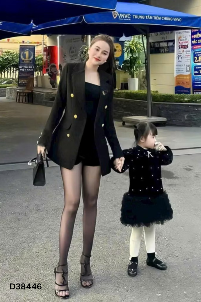 Áo blazer dạ đen