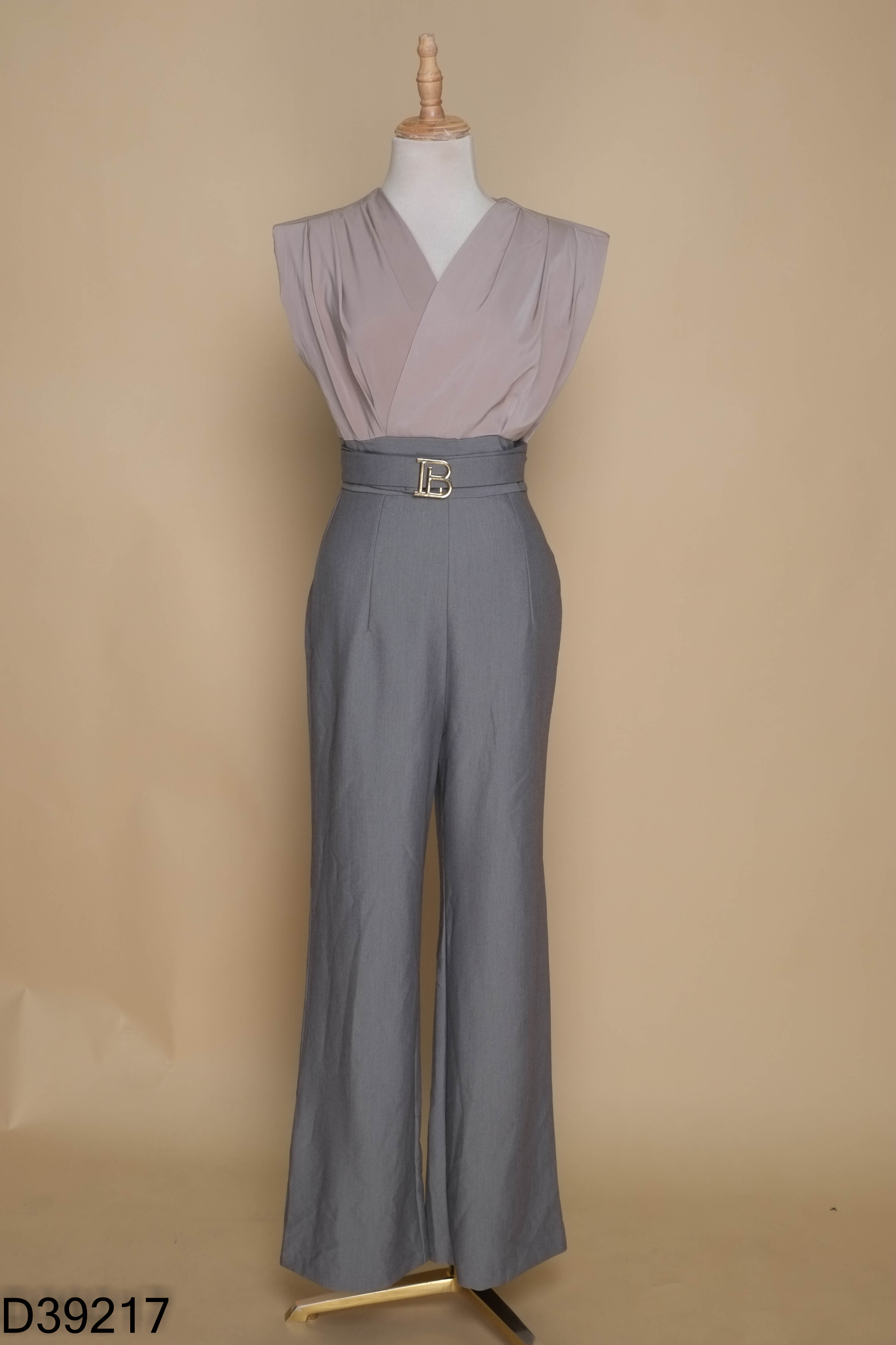 Jumpsuits xám phối be kèm đai