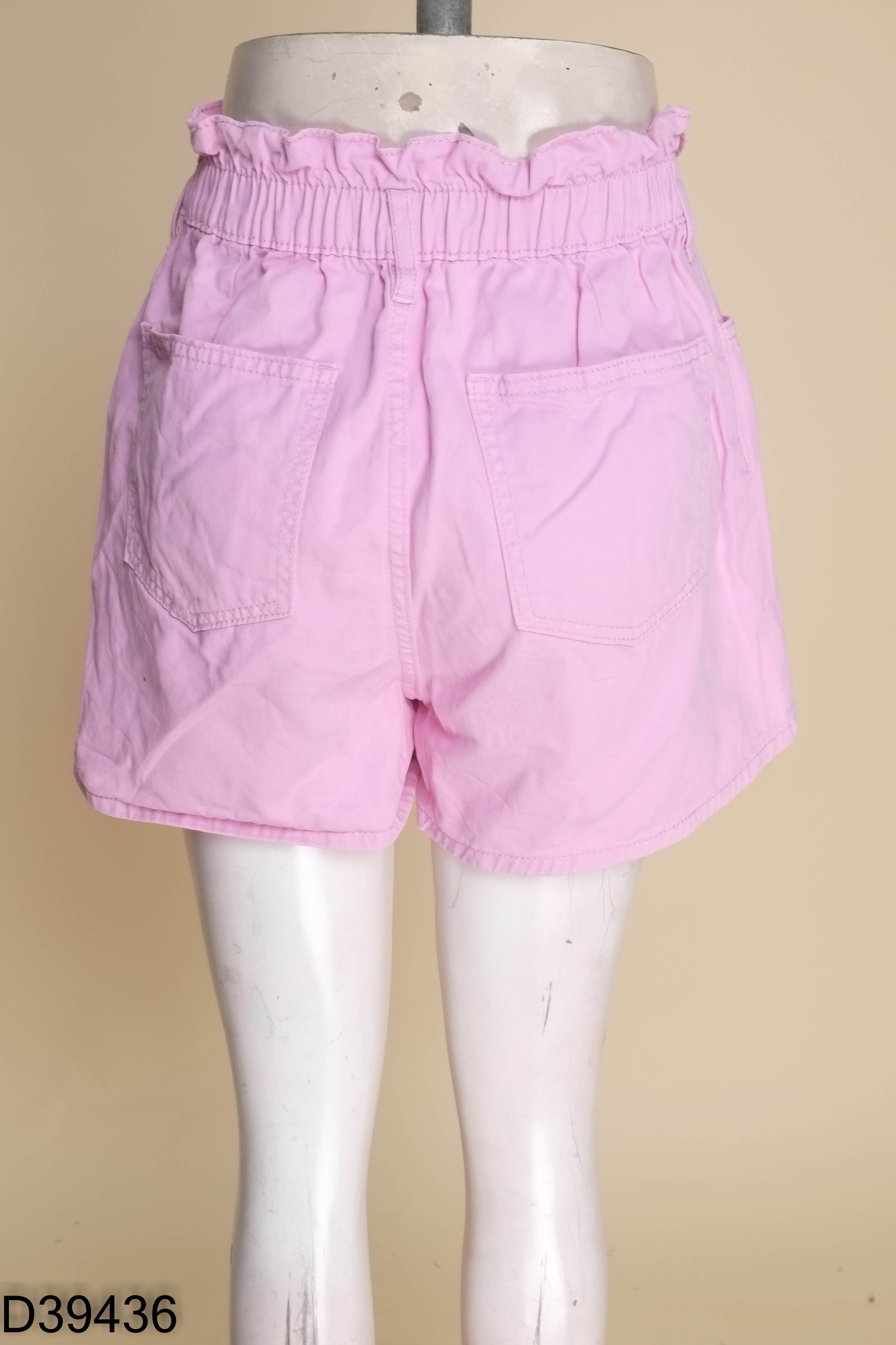 Quần shorts SINSAY jeans hồng