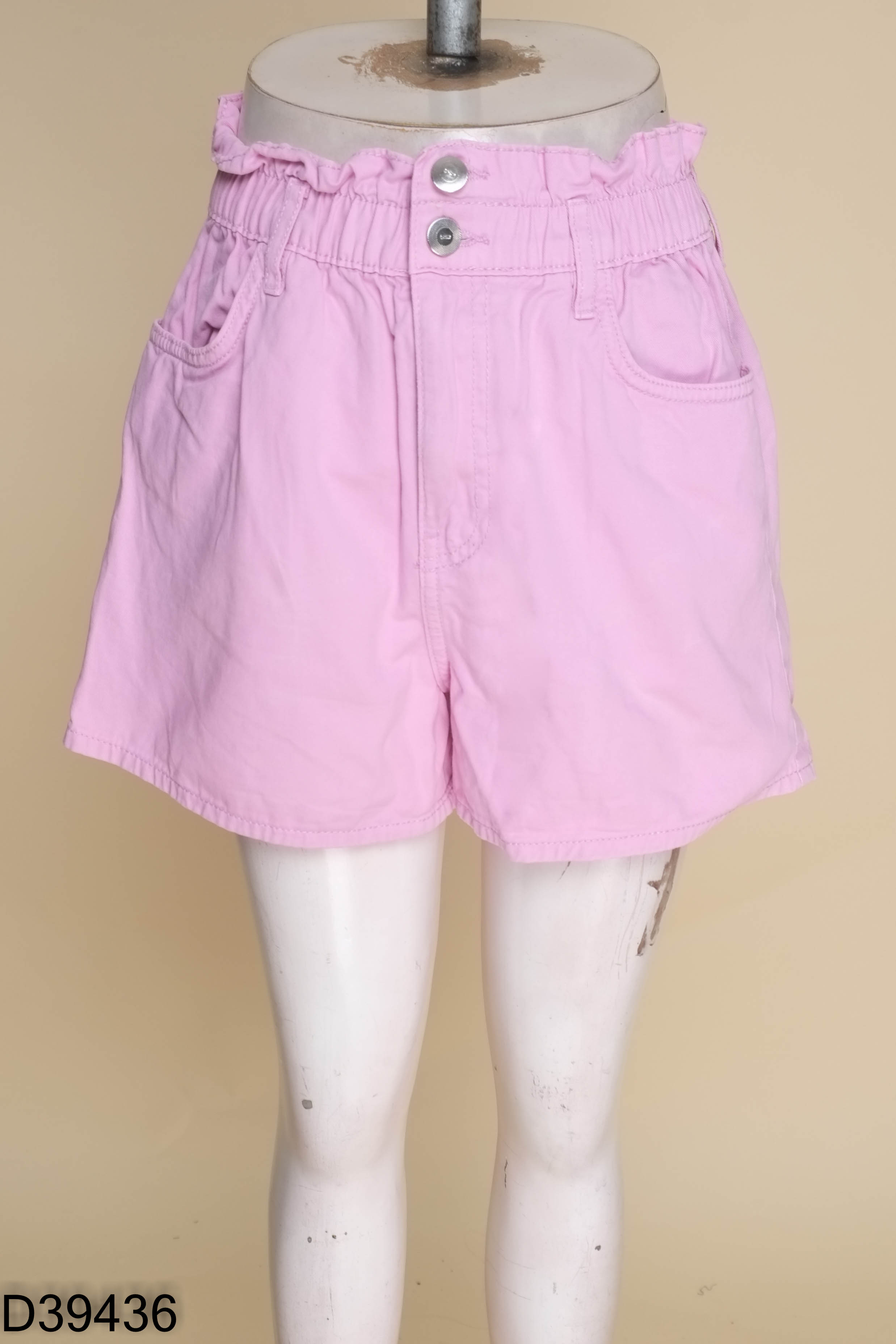 Quần shorts SINSAY jeans hồng