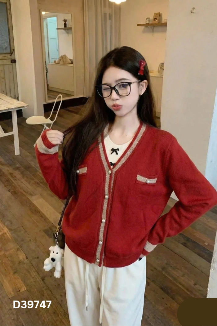 Áo cardigans đỏ cổ tim viền kem