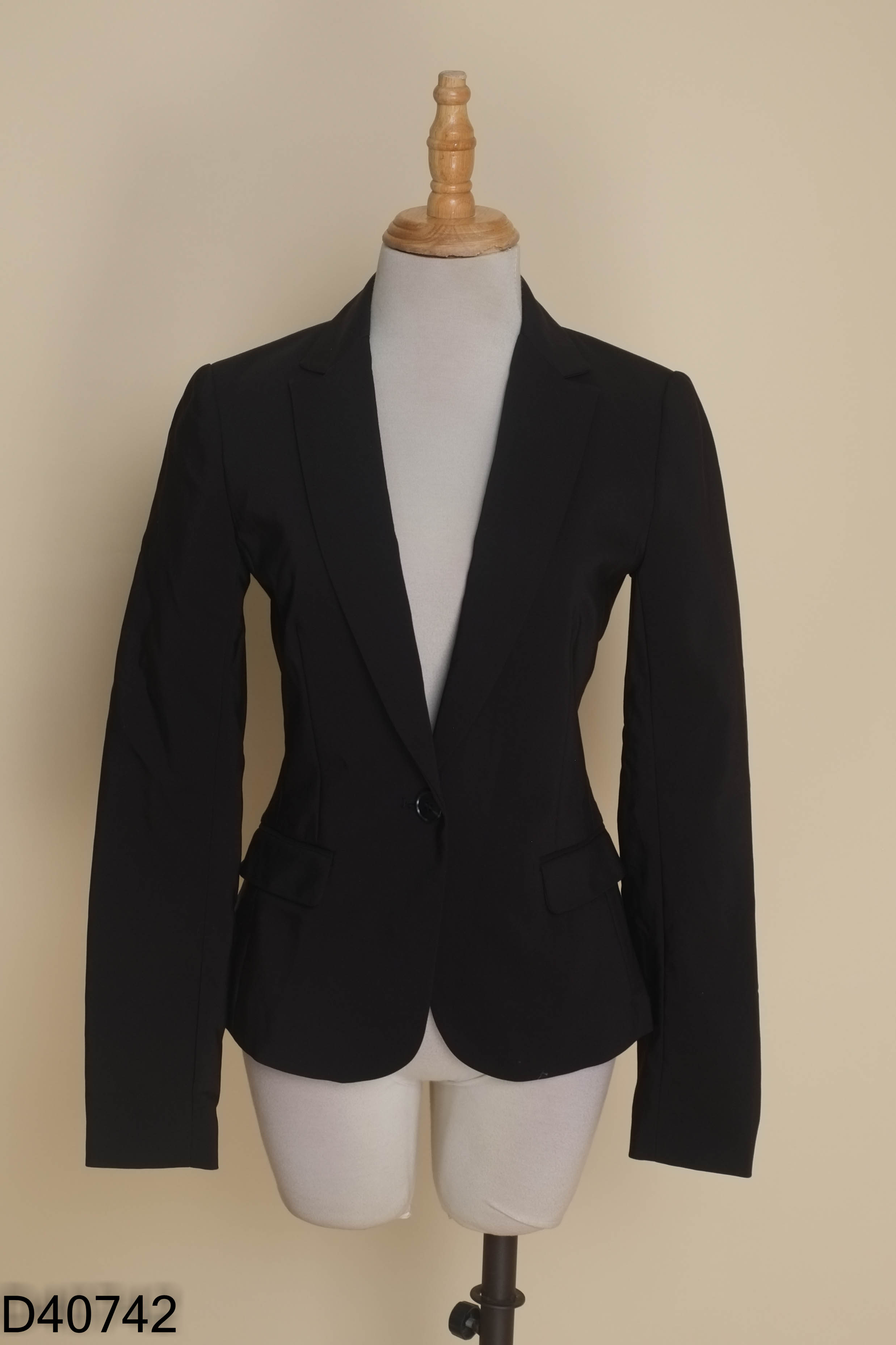 Áo blazer đen