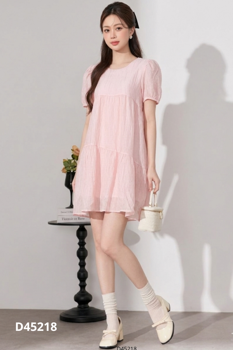 NEWTAG Váy hồng trơn suông cổ tròn nhún