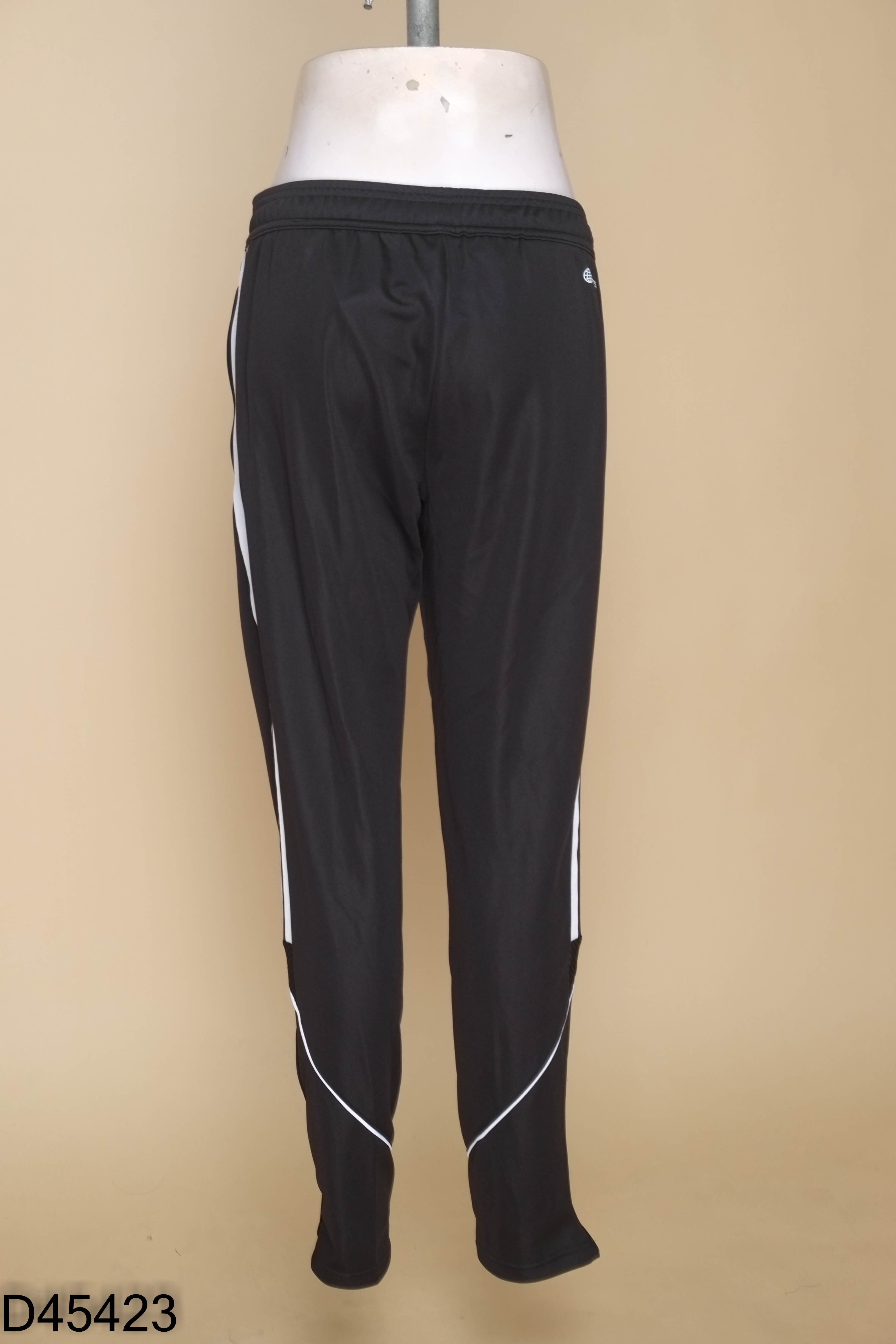 Quần đen ADIDAS sọc trắng