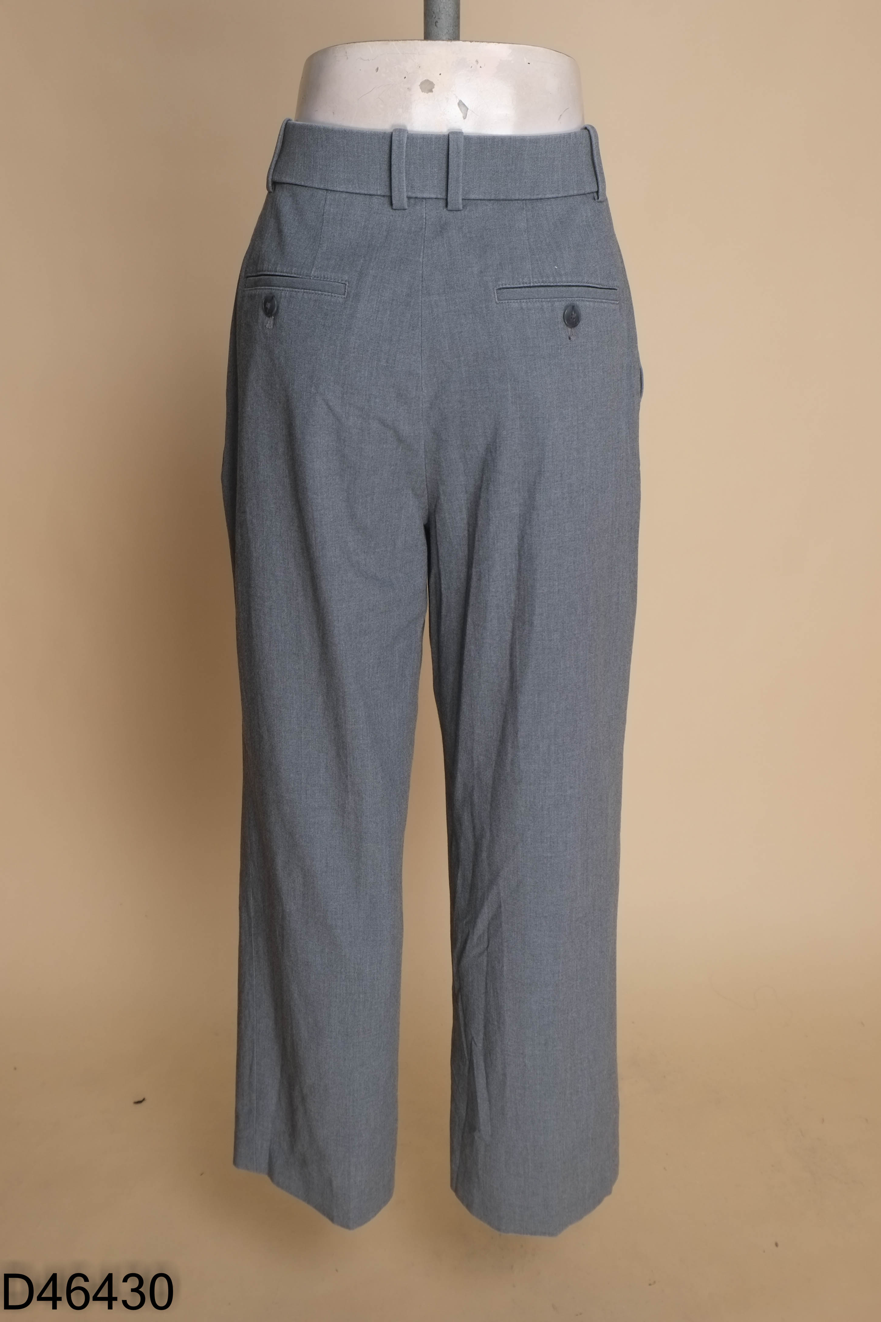 Quần dài UNIQLO xám trơn