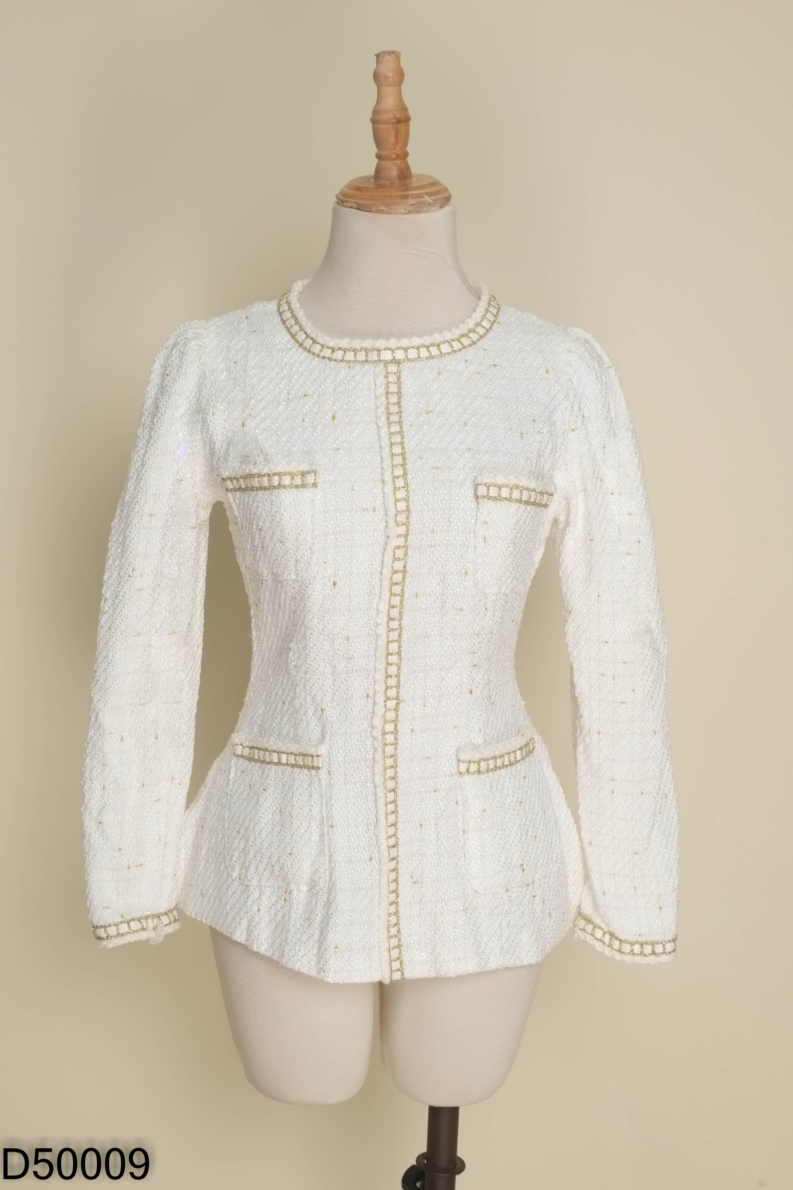 Áo dạ tweed trắng phối viền