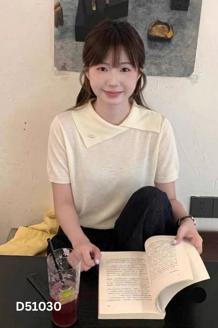 Áo len mongtoghi vàng nhạt