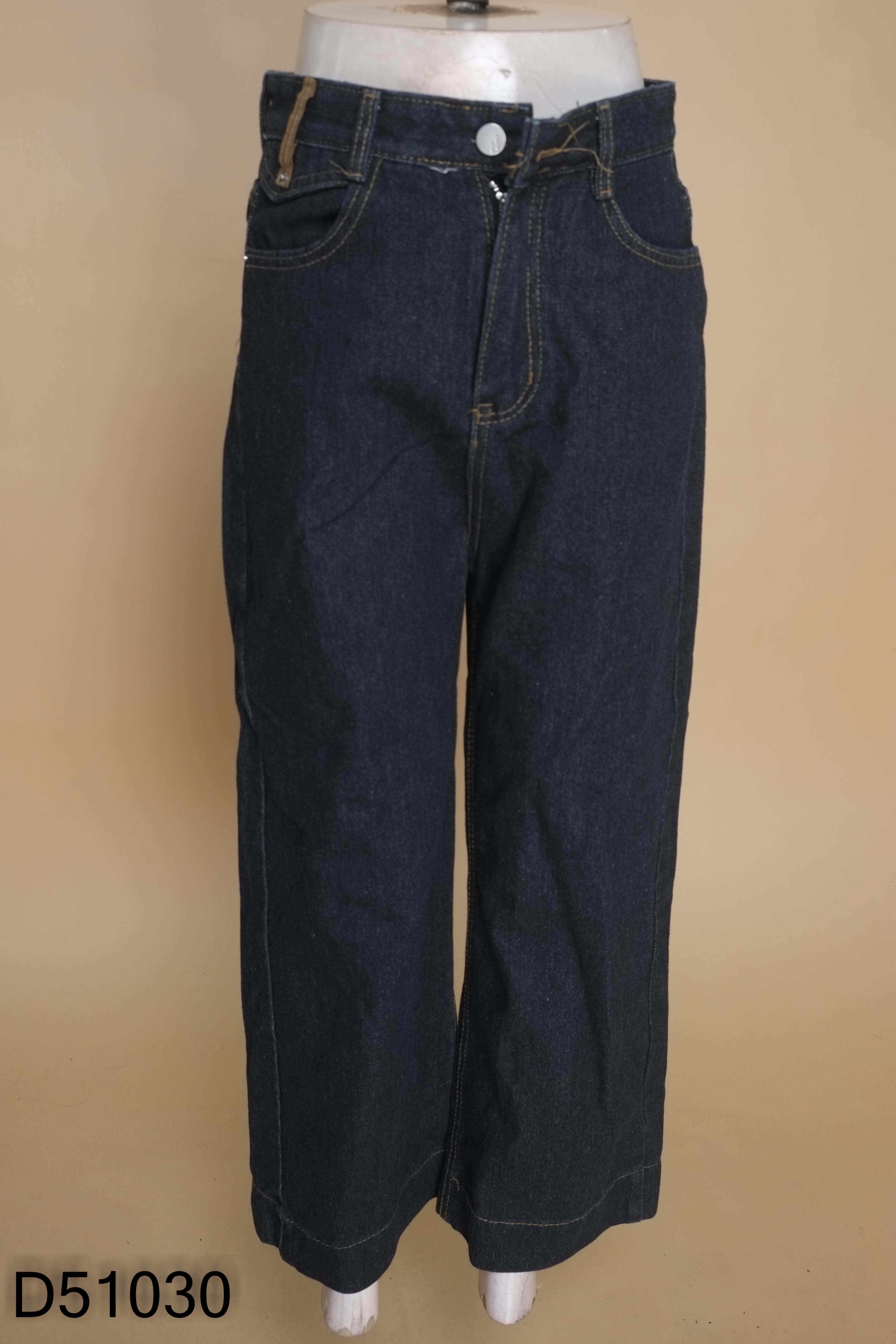 Quần jeans xanh đen