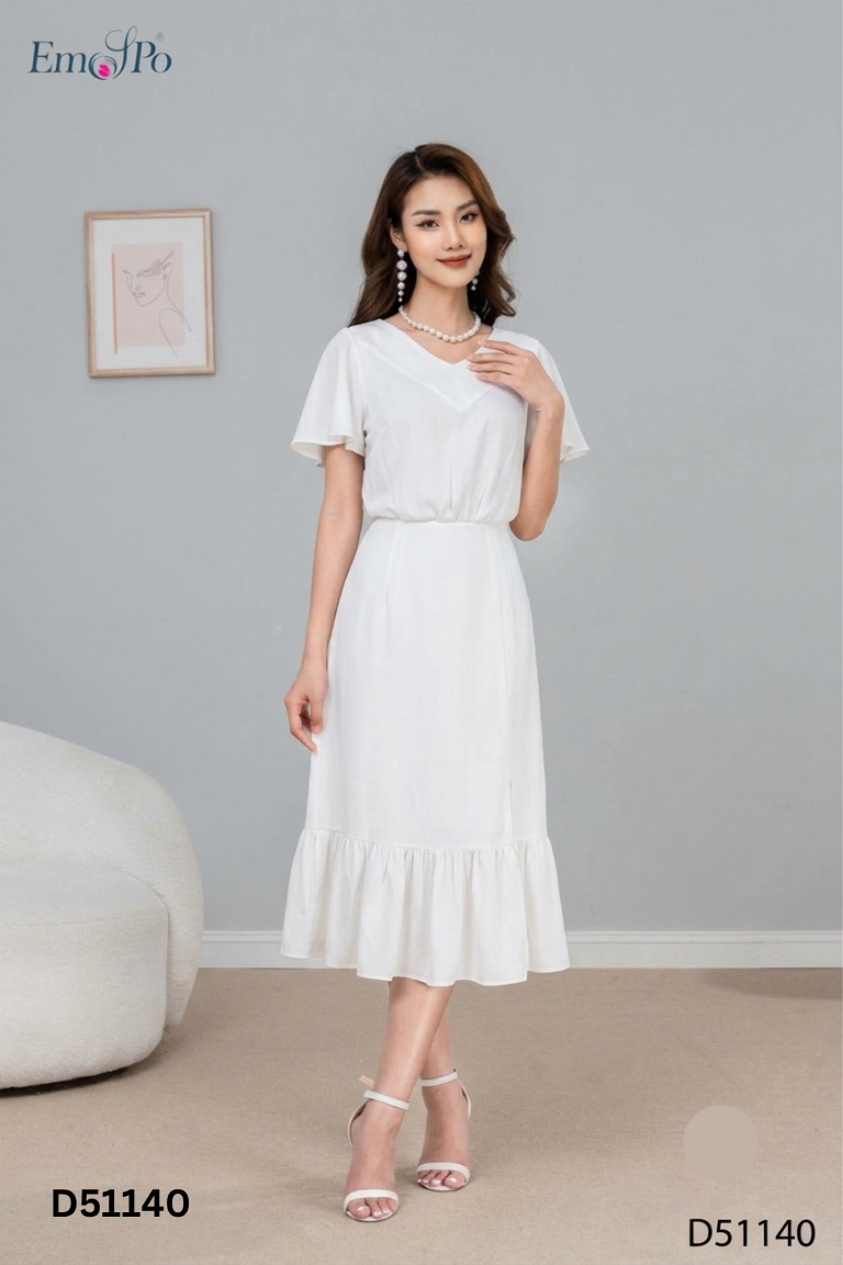 Váy trắng CAM cổ tim cúc bọc