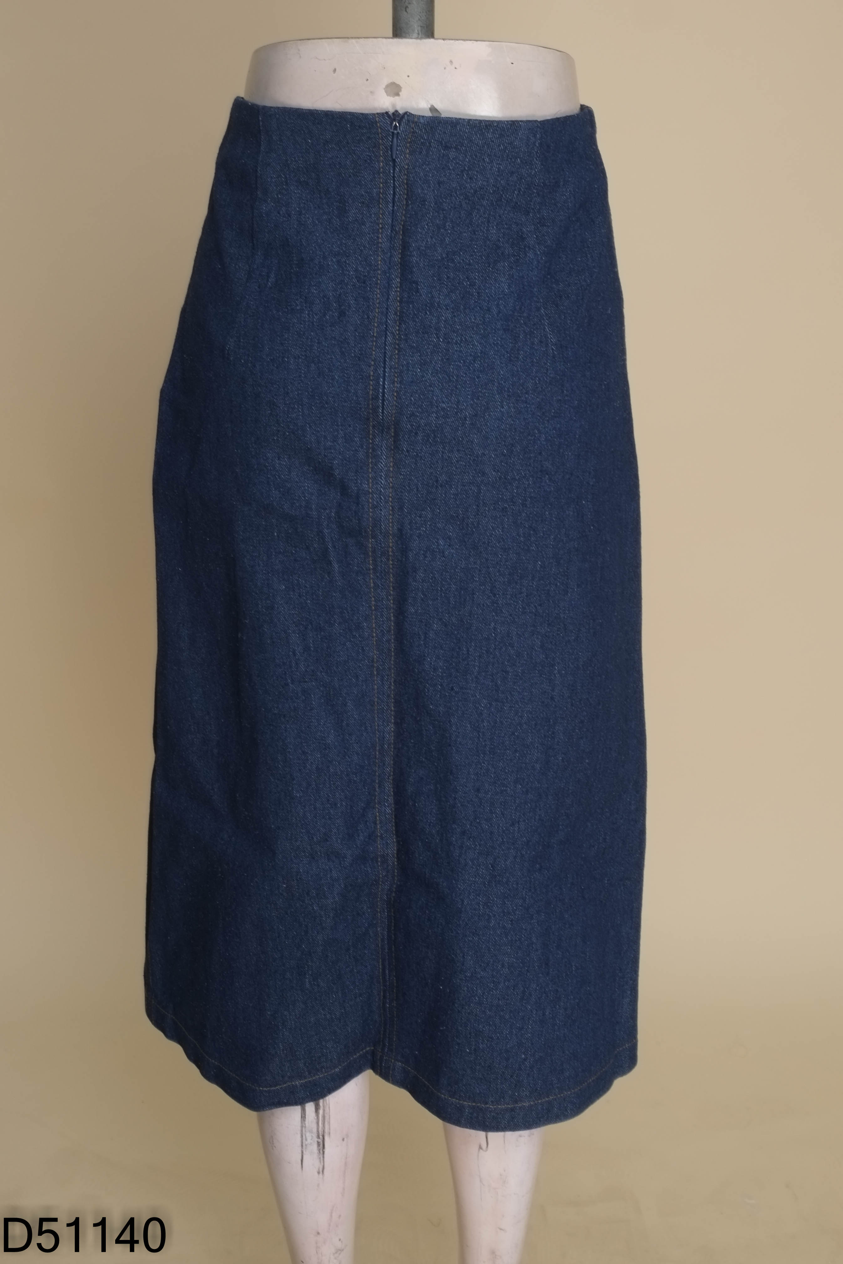Chân váy jeans xanh RECHIC cúc đồng
