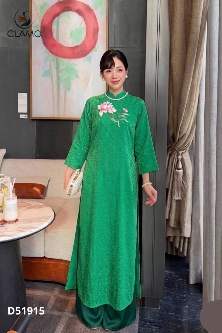 Set áo dài xanh thêu hoa