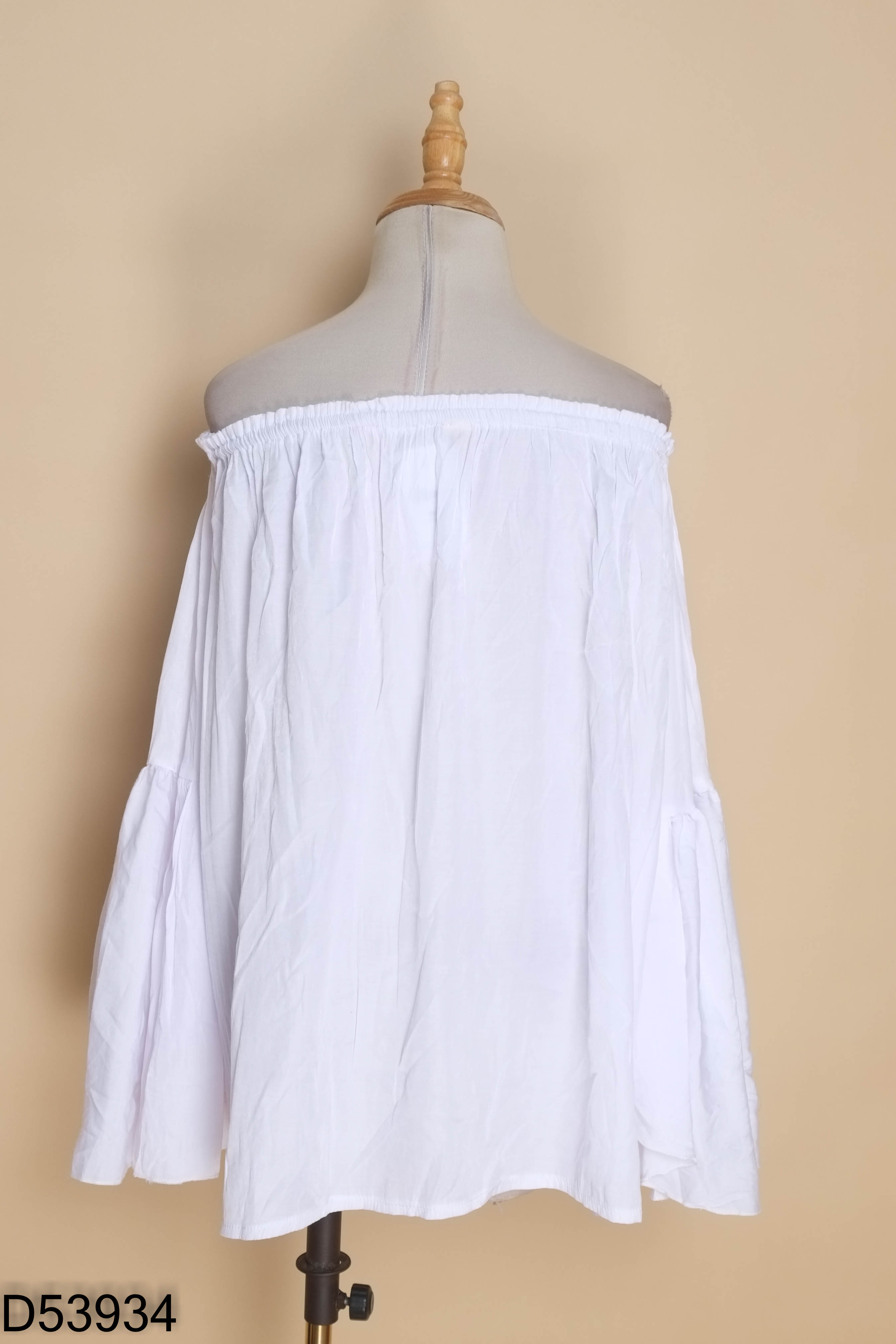 Áo trắng babydoll tay ống loe