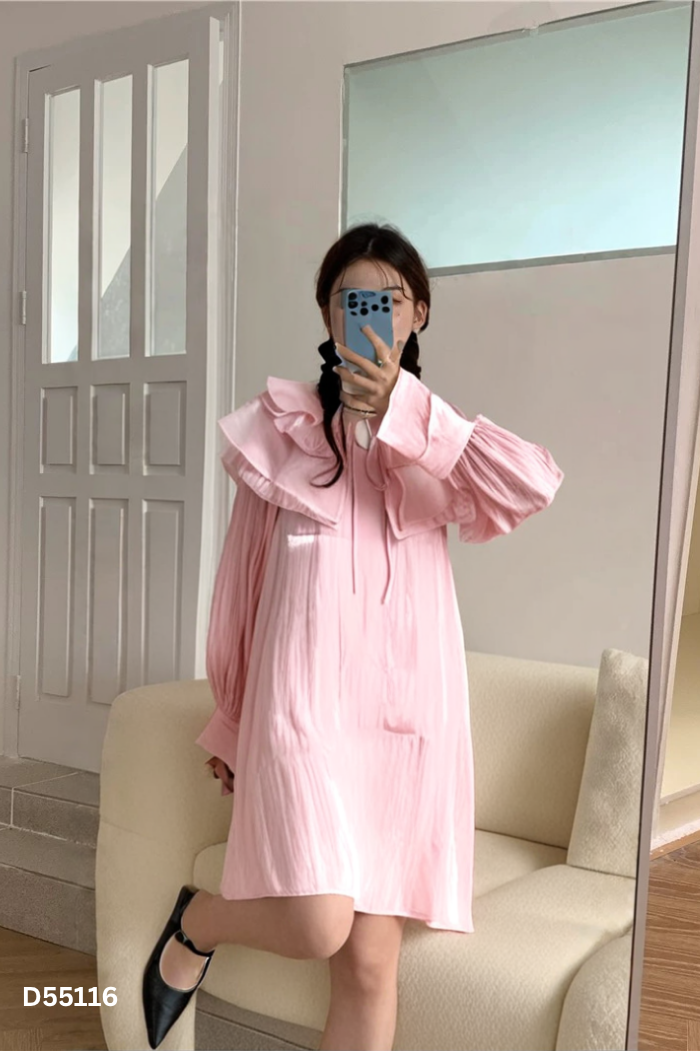 Váy hồng phối bèo