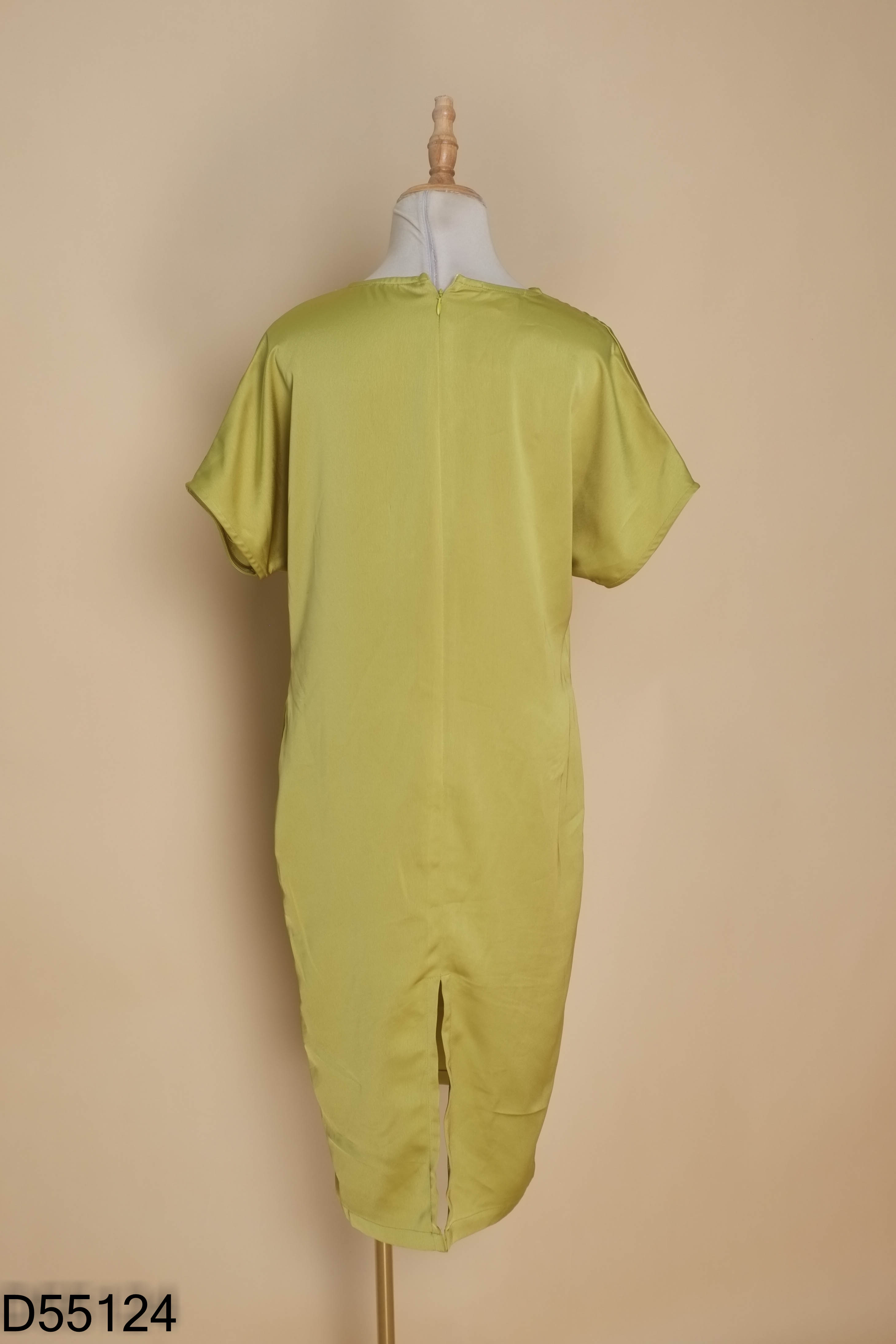 Váy lụa LINEN BY GIANG xanh trơn