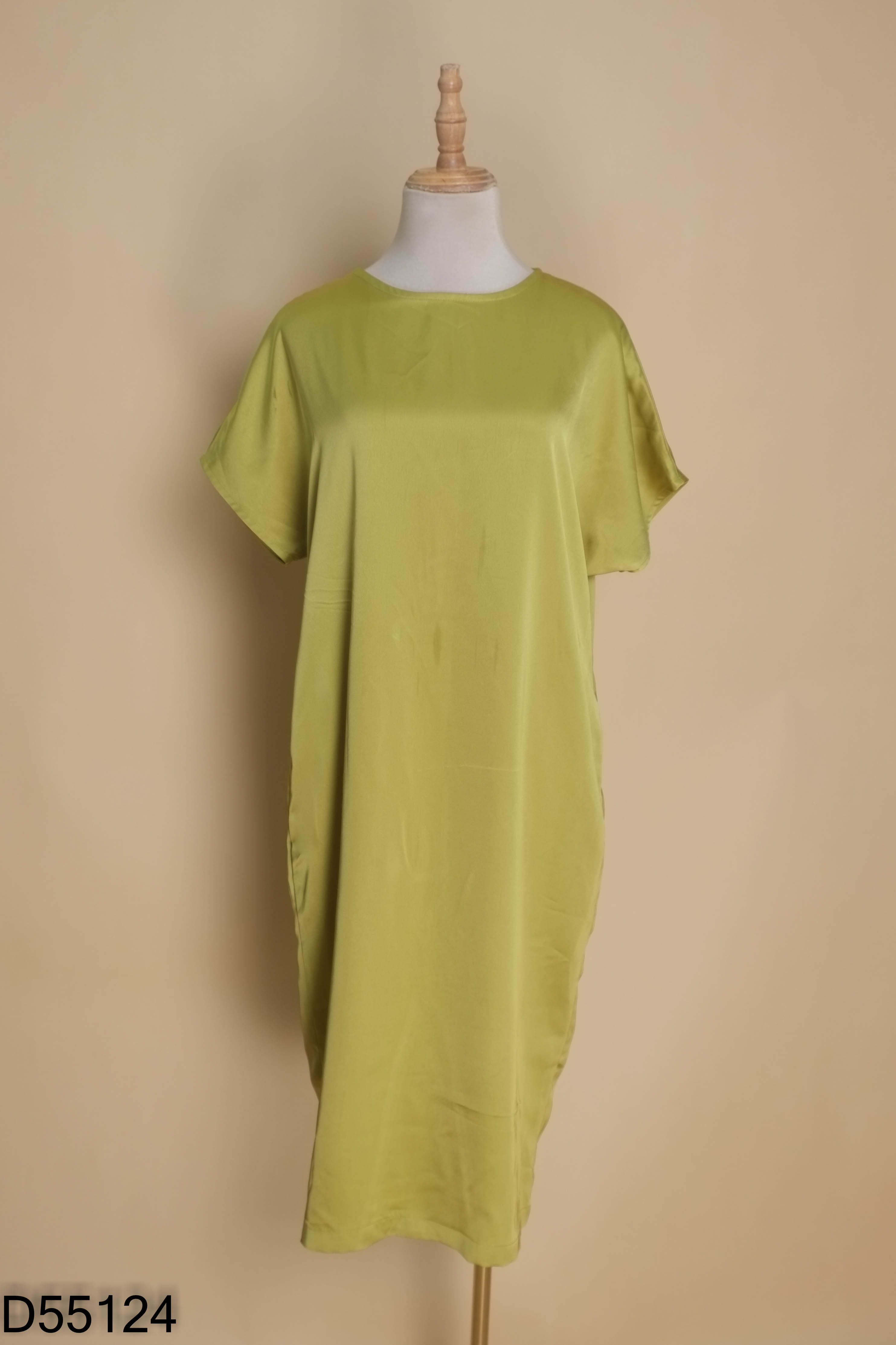 Váy lụa LINEN BY GIANG xanh trơn