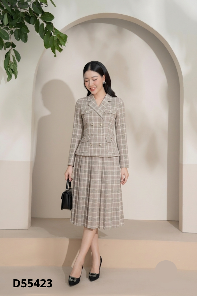 Váy nâu be kẻ HOÀNG HƯƠNG BOUTIQUE