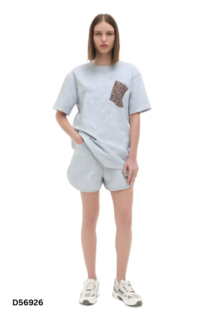NEWTAG Set Áo xám họa tiết + quần shorts
