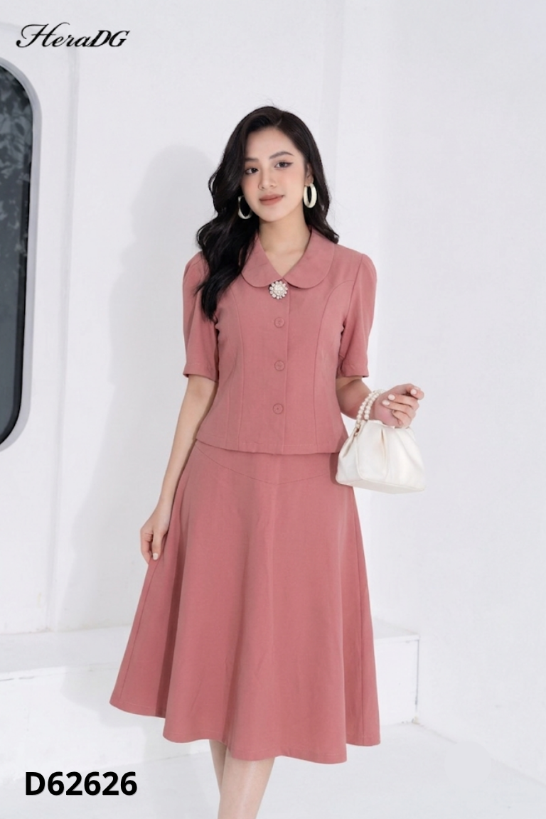 Set hồng áo kiểu + chân váy