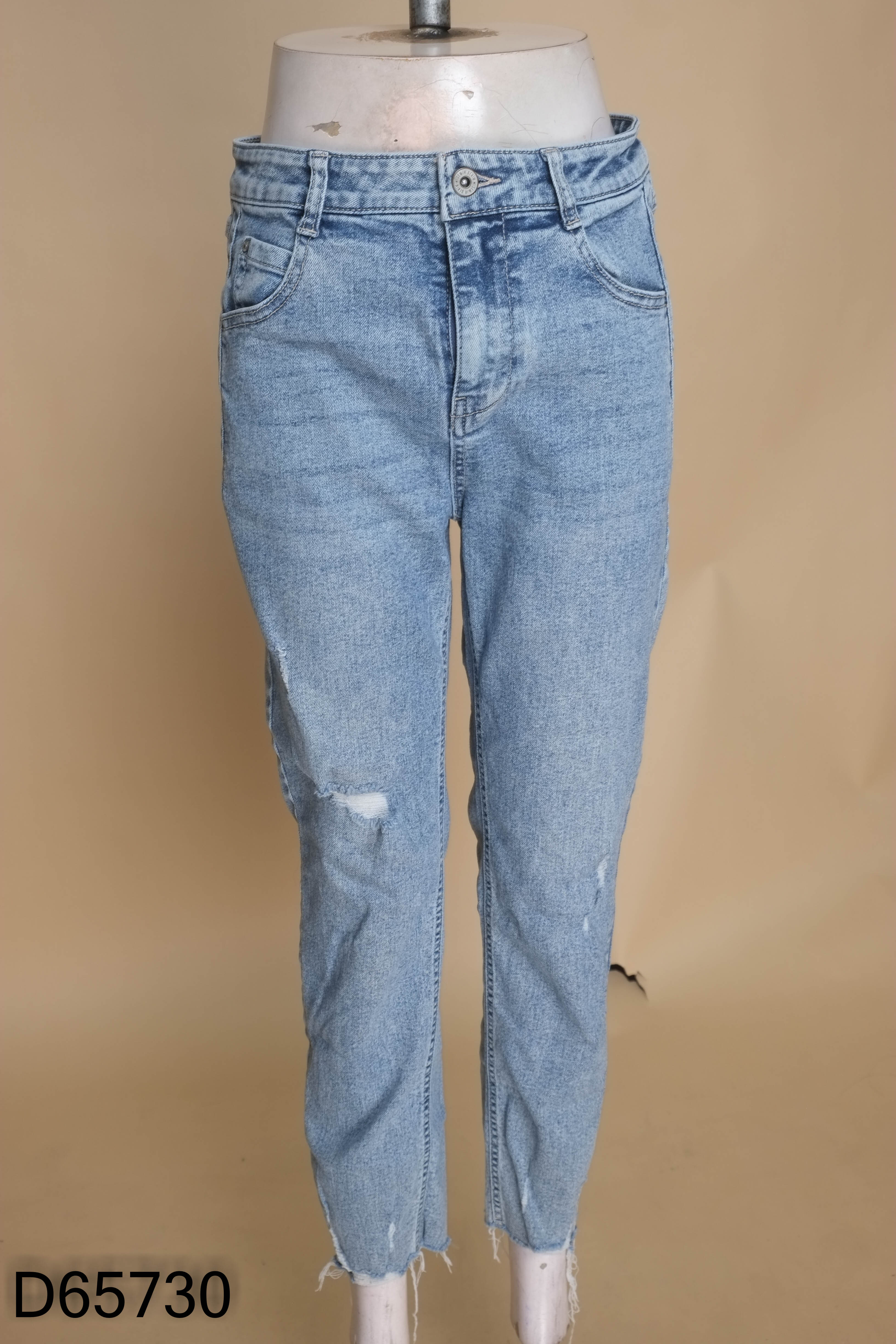 Quần jeans SEMIR xanh rách