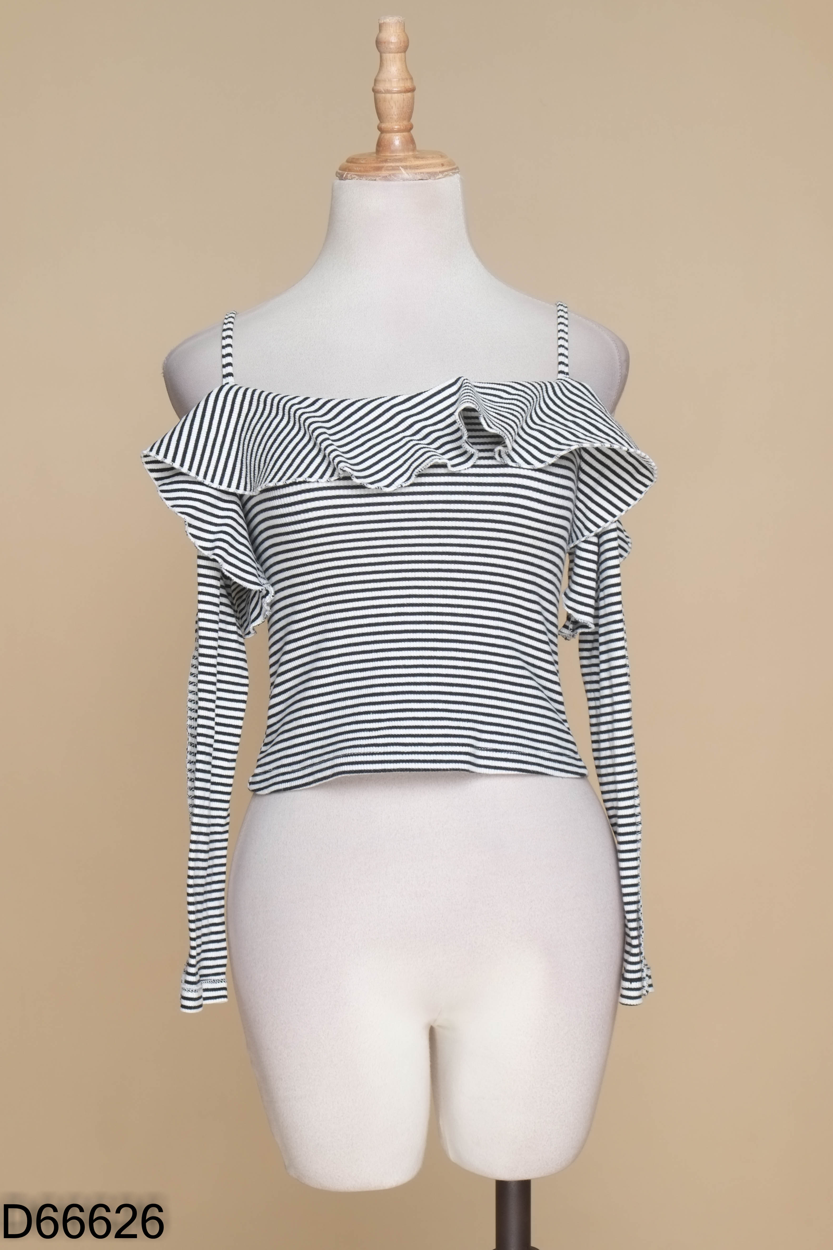 Áo croptop trắng kẻ đen hai dây