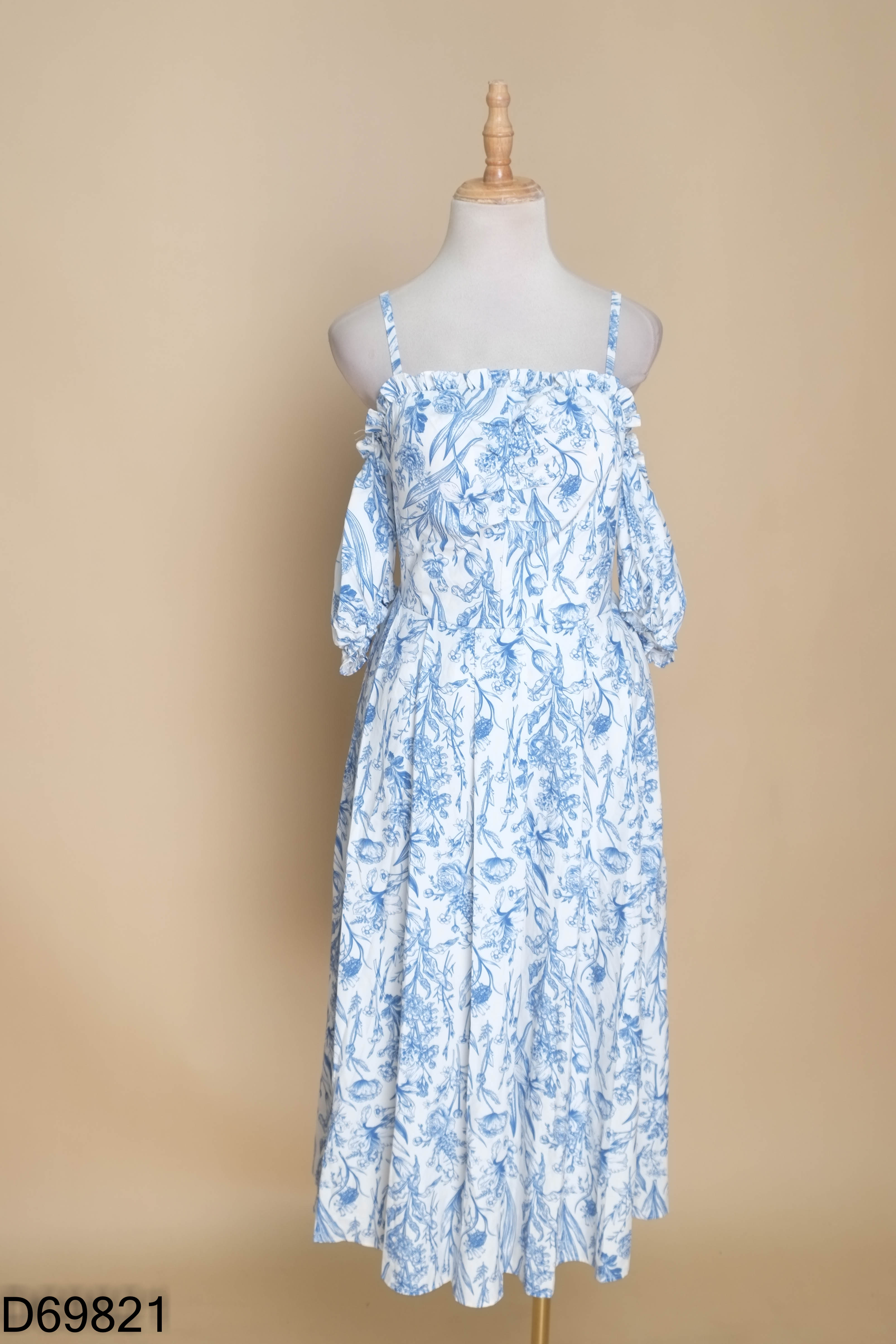 Váy CHIE DESIGN xanh trễ vai