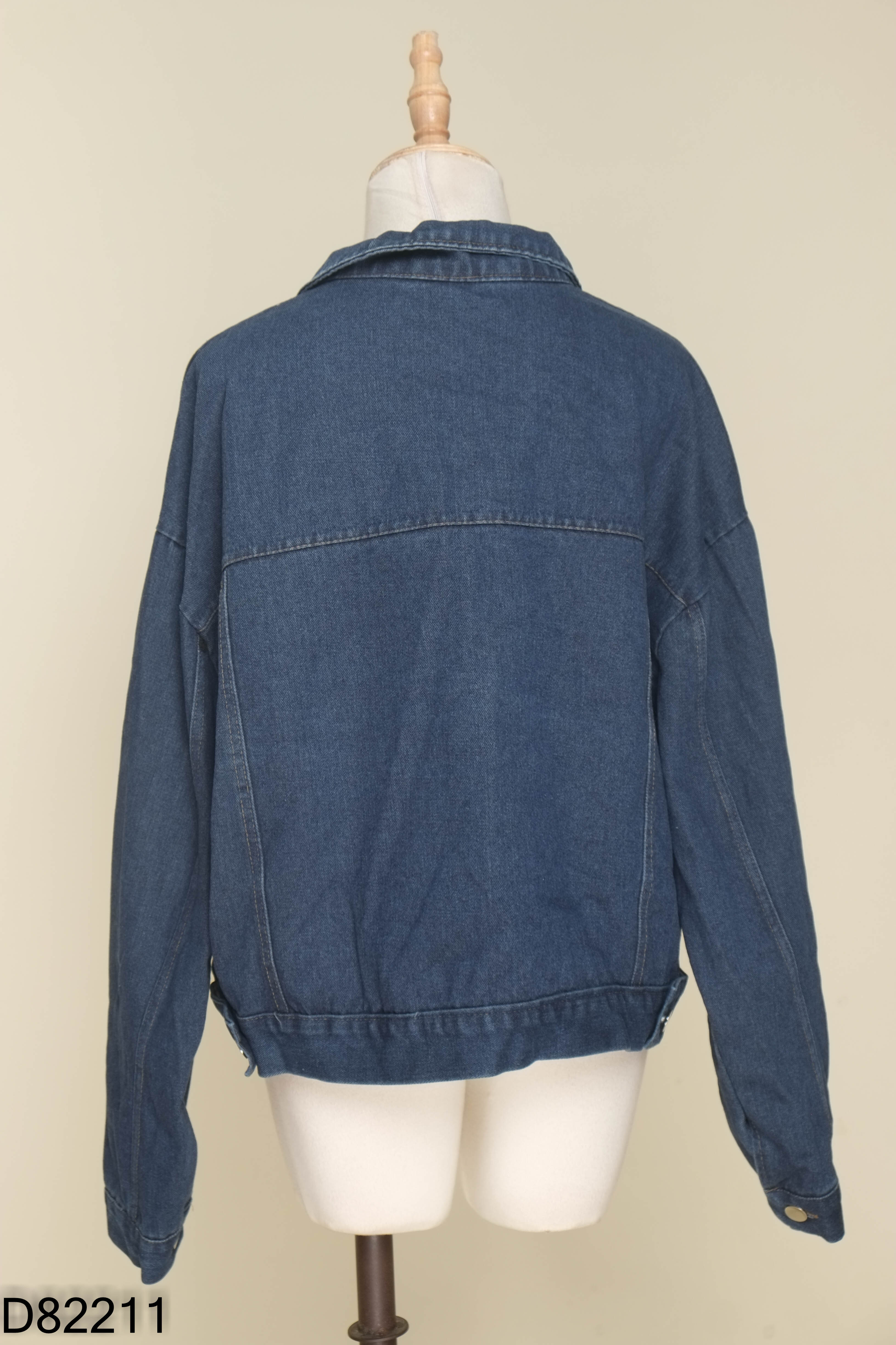 Áo khoác jeans xanh đậm