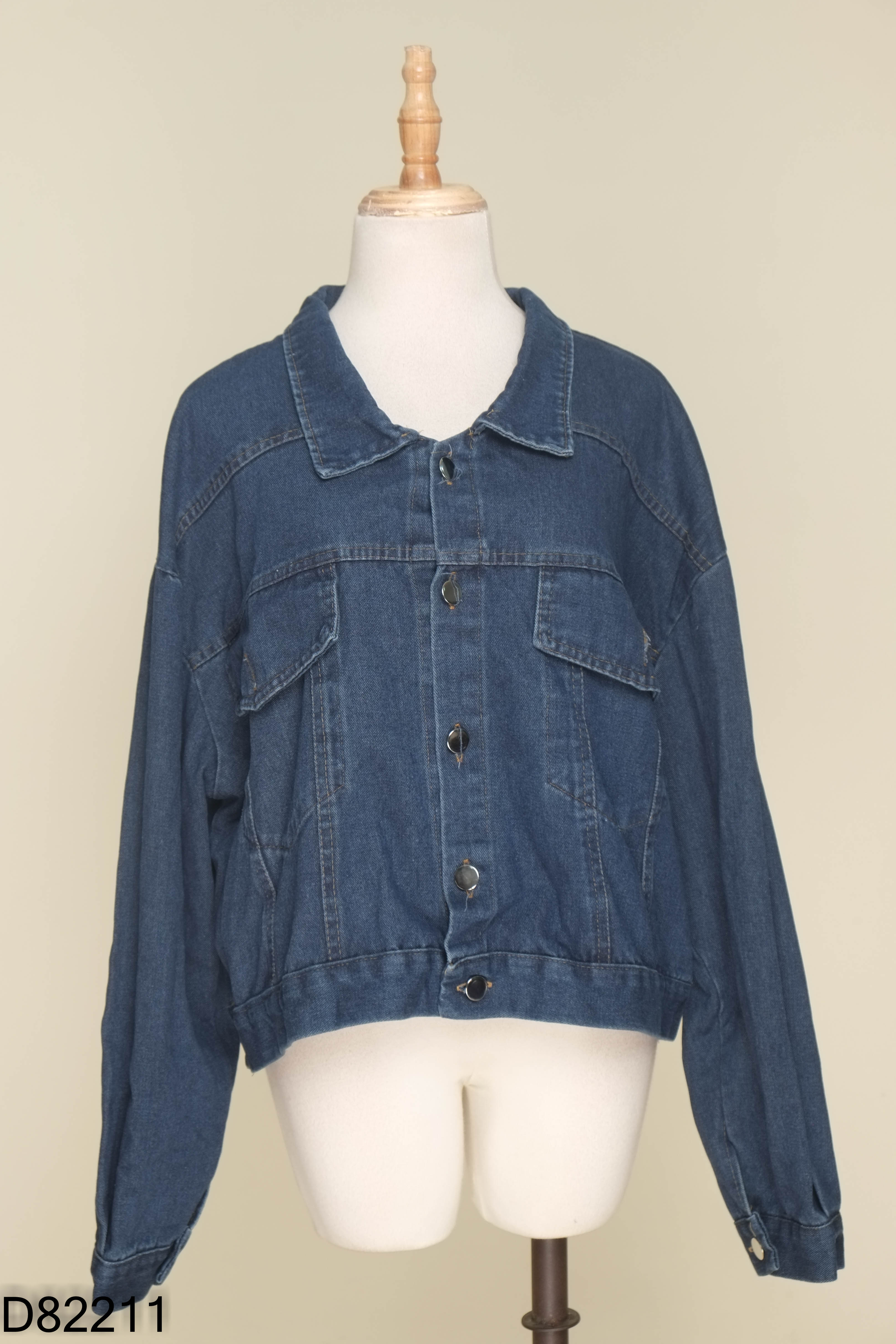 Áo khoác jeans xanh đậm